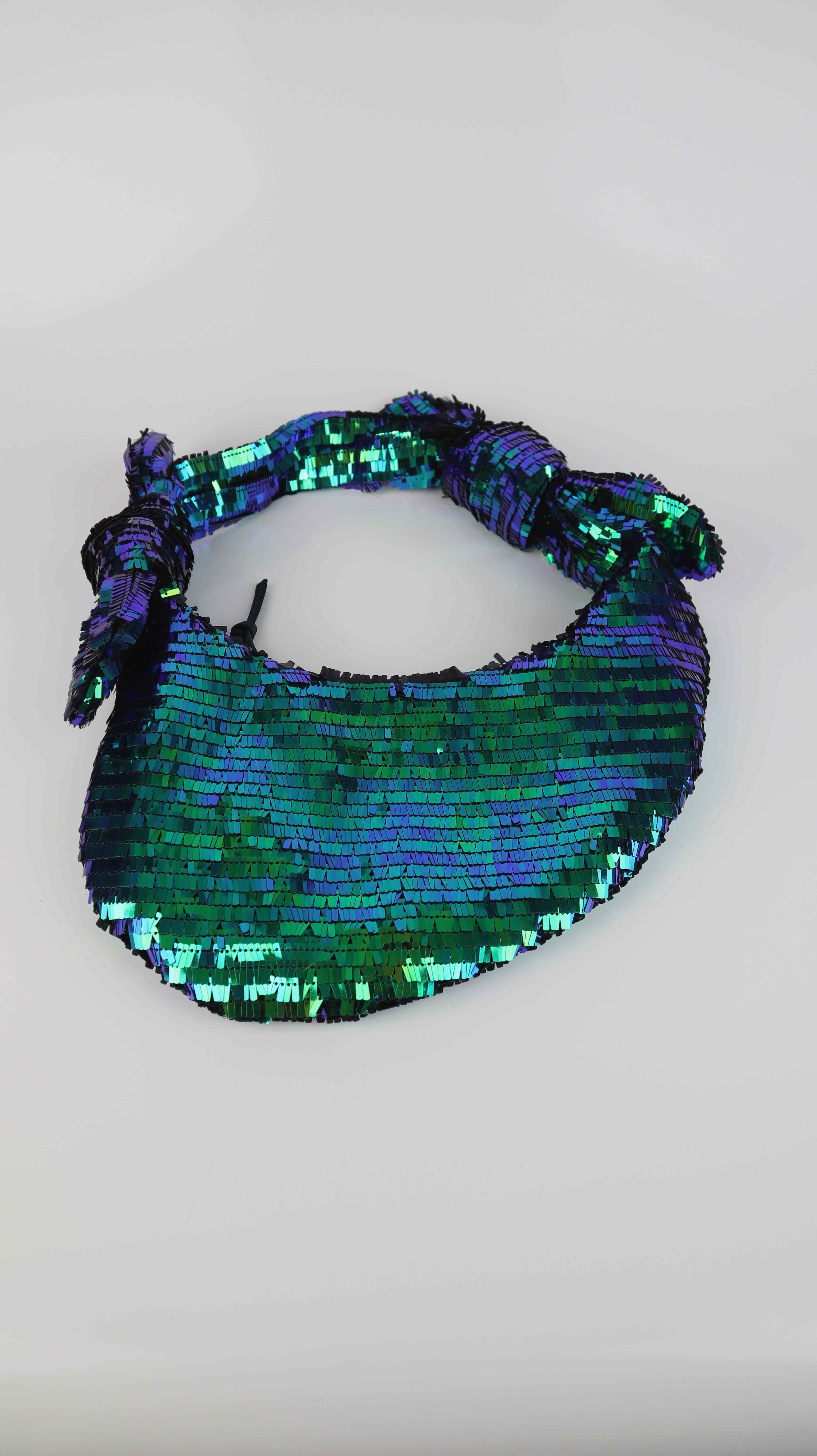 Stine Goya Handtasche Schultertasche grün blau Pailetten Mili