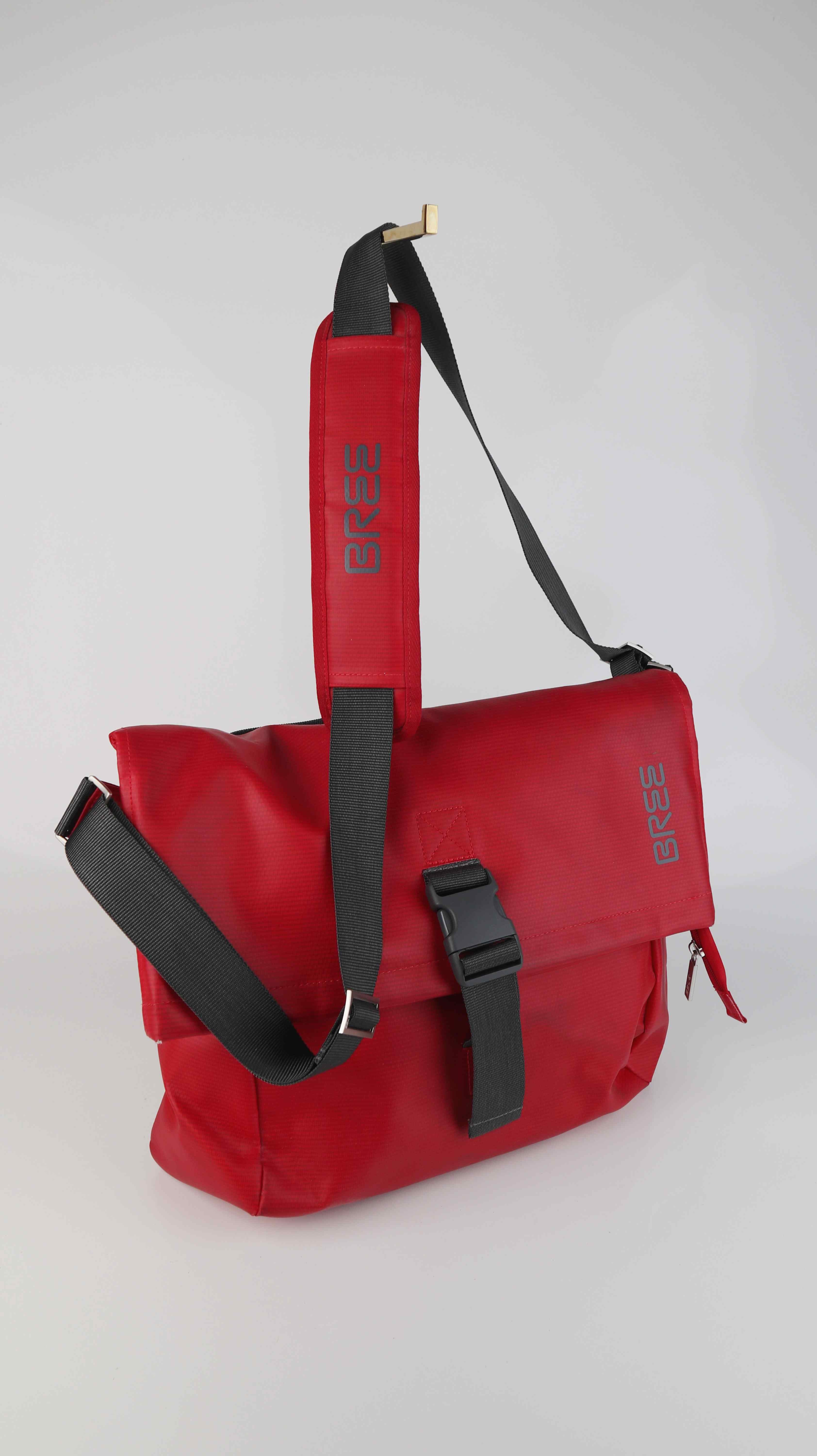 Bree Tasche Umhängetasche Punch 99 Laptoptasche rot LKW Plane