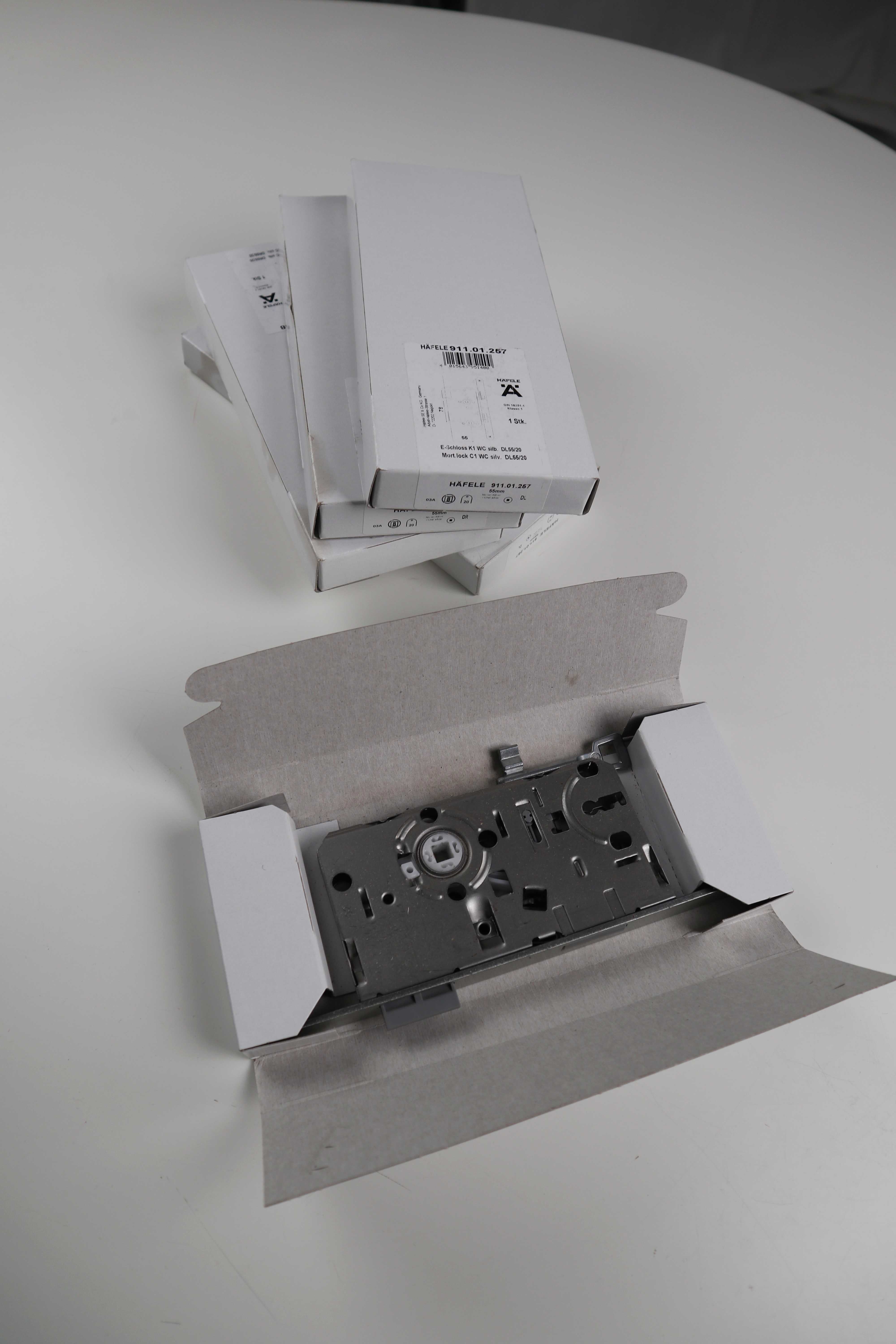 Fünf neue E-Schlösser Häfele silber DL 55/20 Einsteckschloss mit Schlüssel