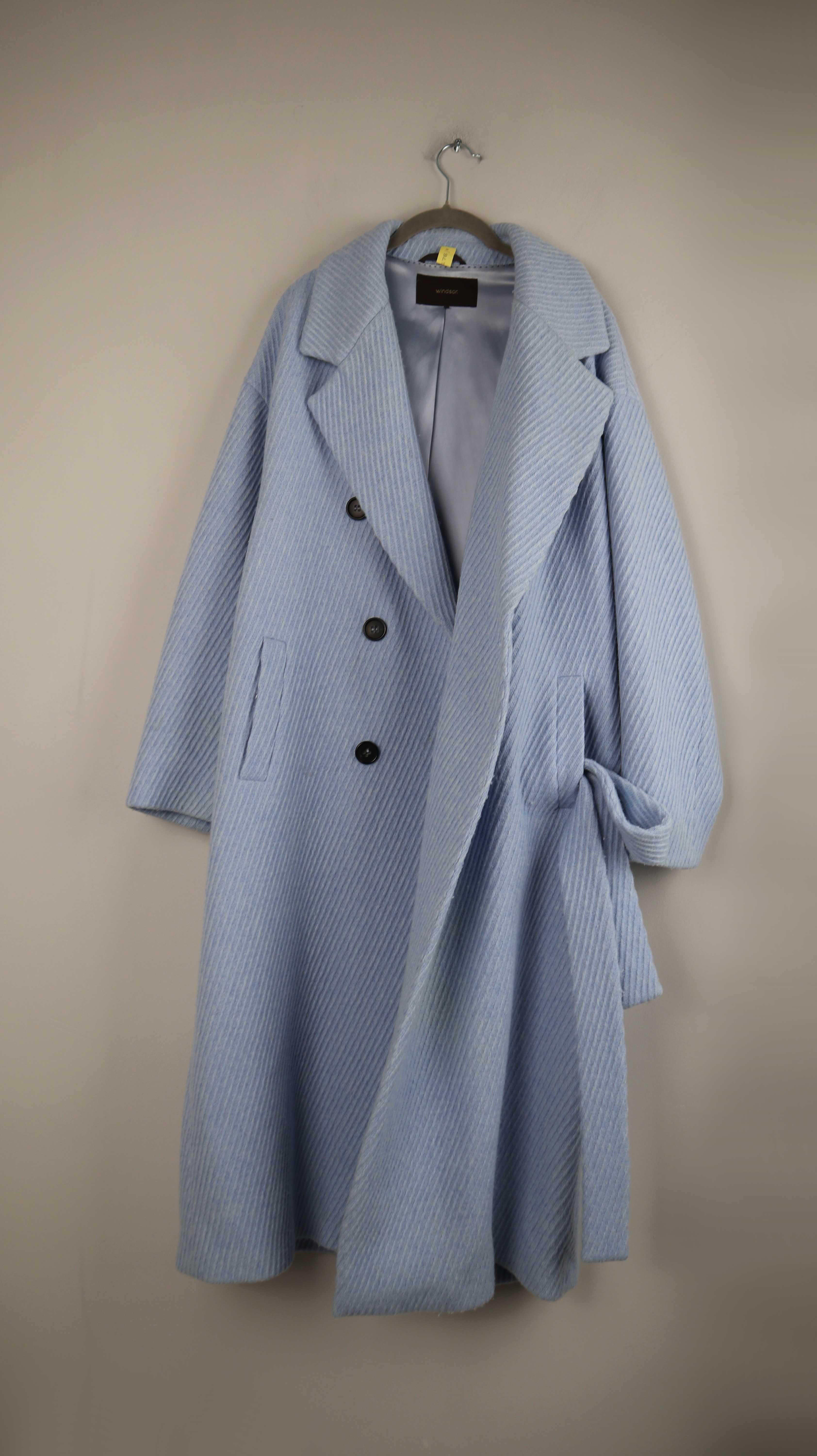 Windsor Mantel Blau 40 L Wolle Wollmantel Caban geknöpft Hellblau