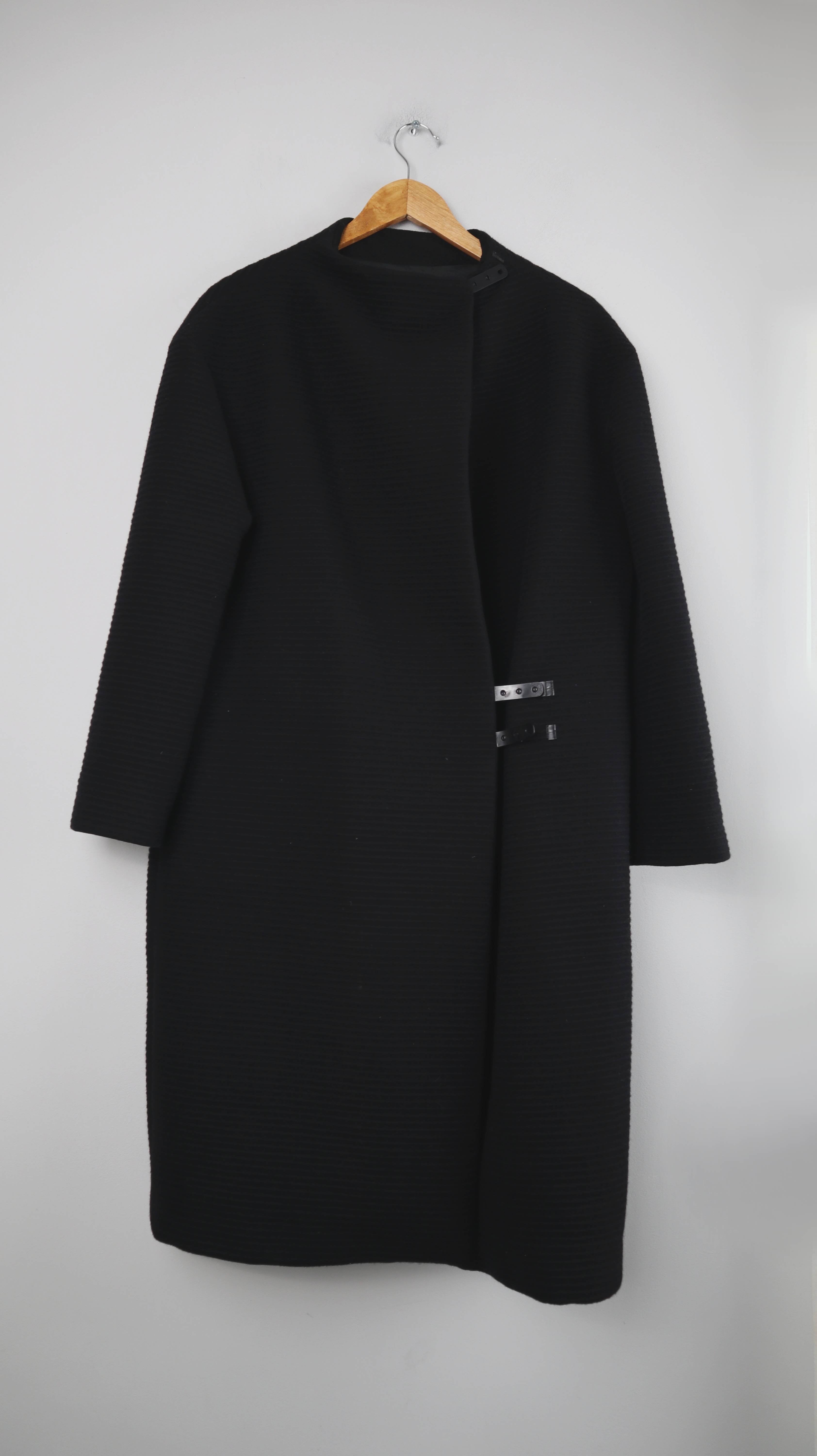 Mantel schwarz basic 38 M Staubmantel Design Schweiz