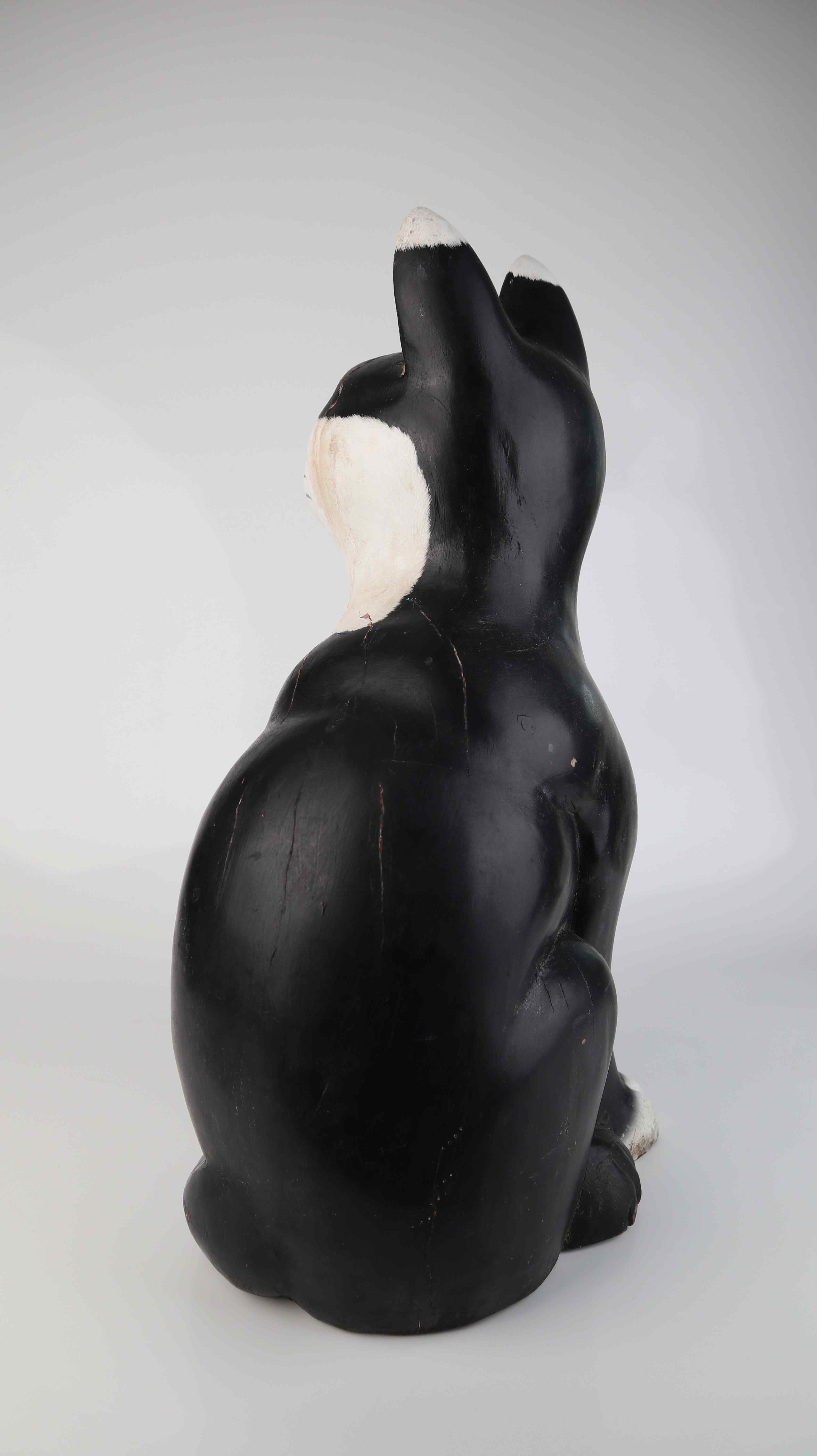 Handgemachte Holzkatze Katzenfigur schwarz weiß Vollholz Statue