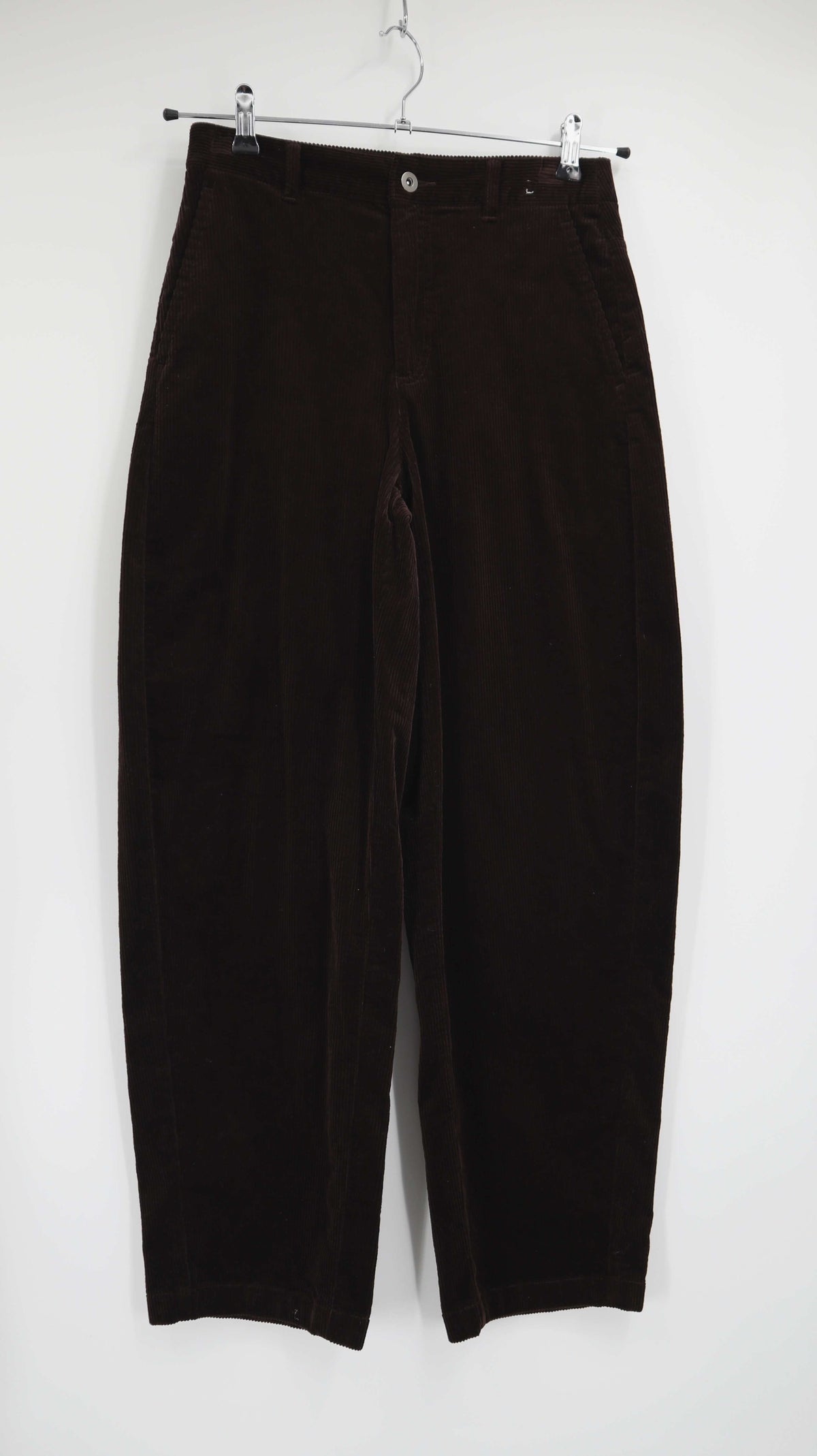 Uniqlo Hose braun Cord Cordhose 38 M Ballonhose dunkelbraun