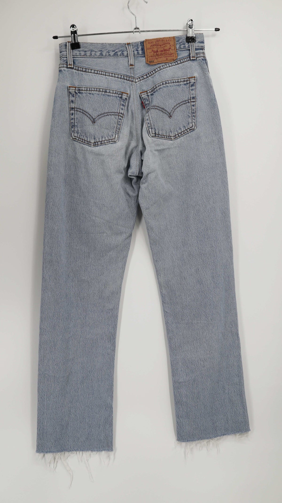 Levis 501 Jeans Hose denim blau W30 L36 straight fit