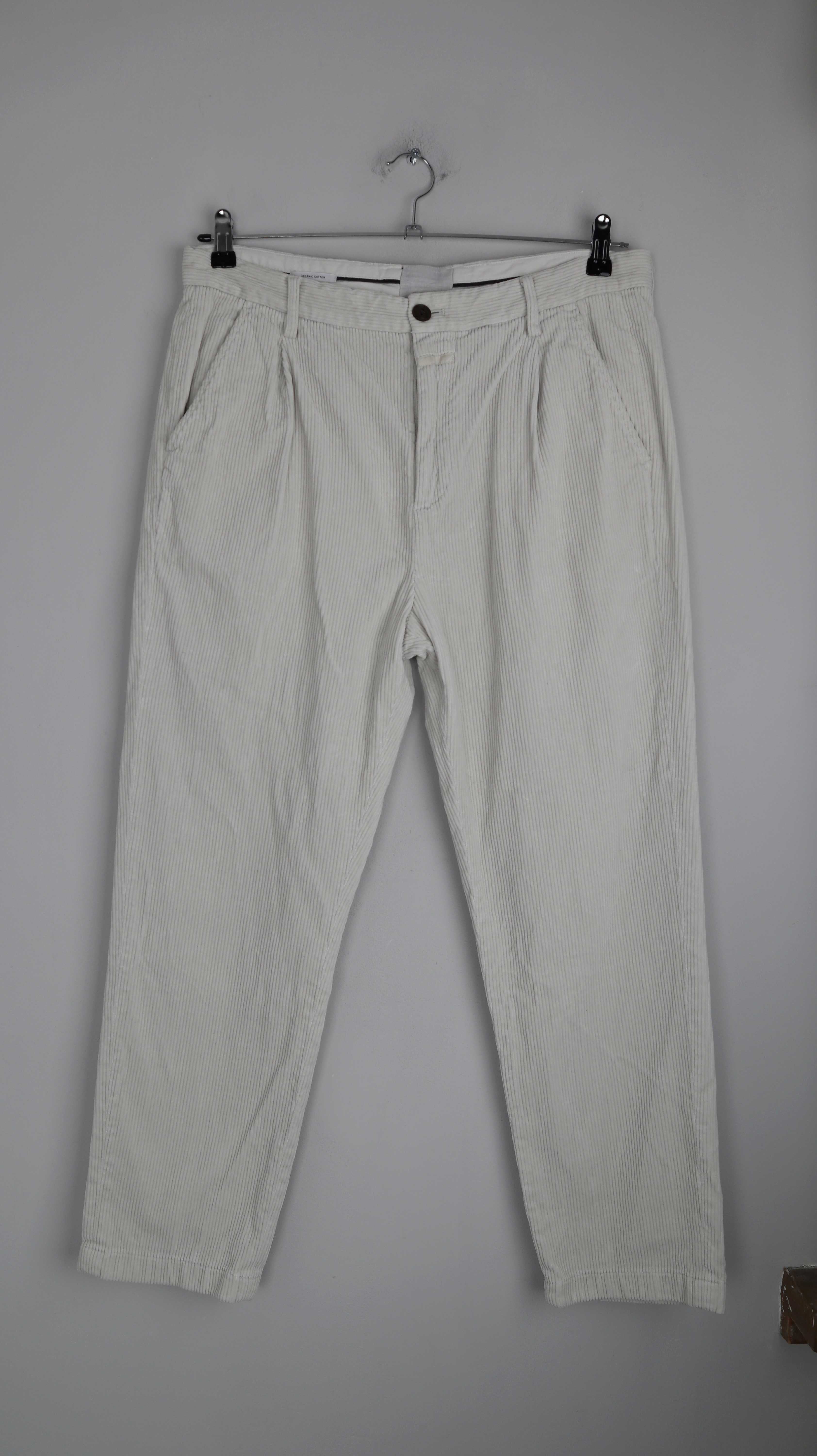 Closed Hose Boston Relaxed Creme Weiß Cord Cordhose 32 straight leg Weiss
