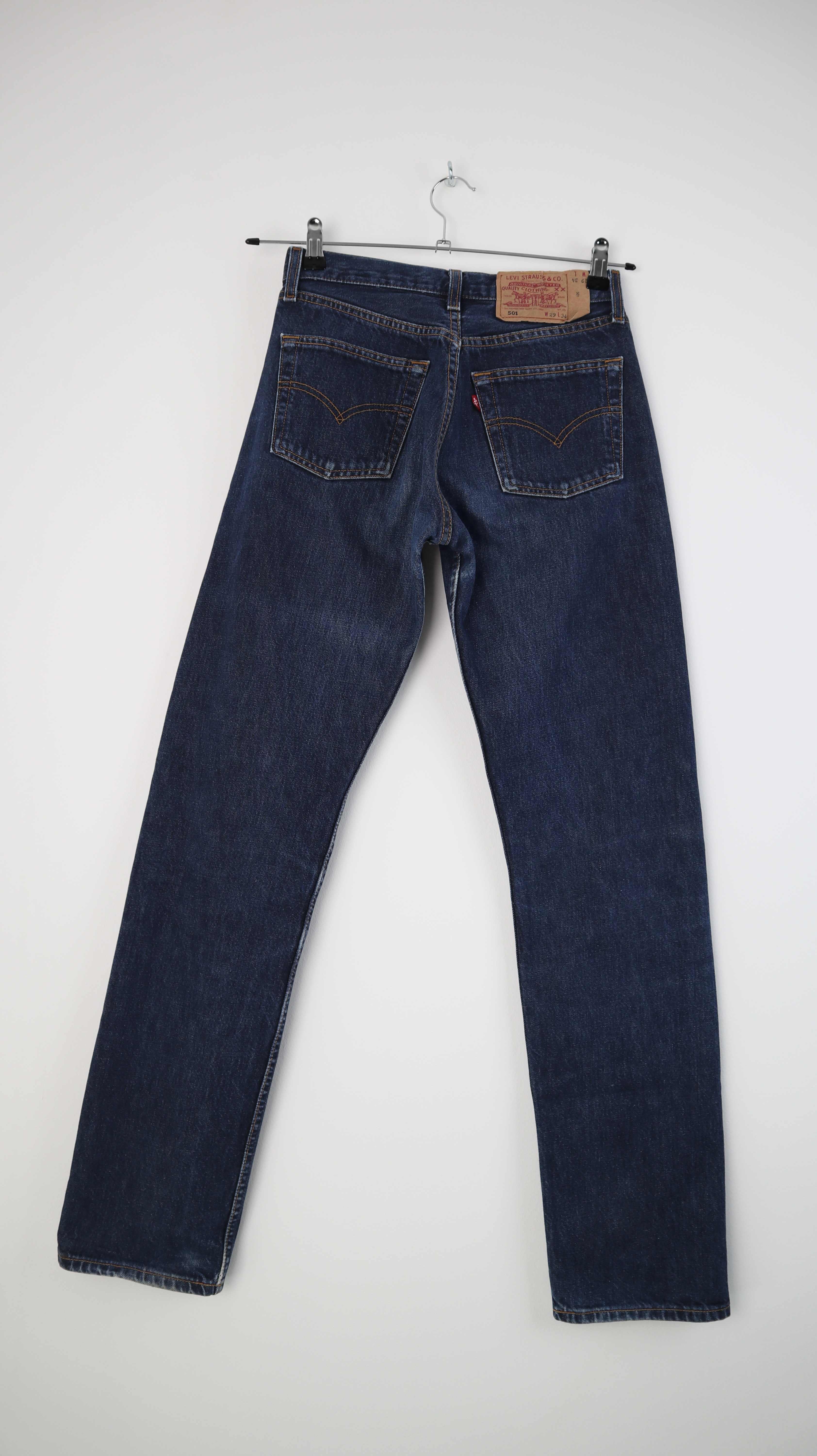 Levis 501 Jeans Hose blau dunkelblau W29 L34 straight fit high waist