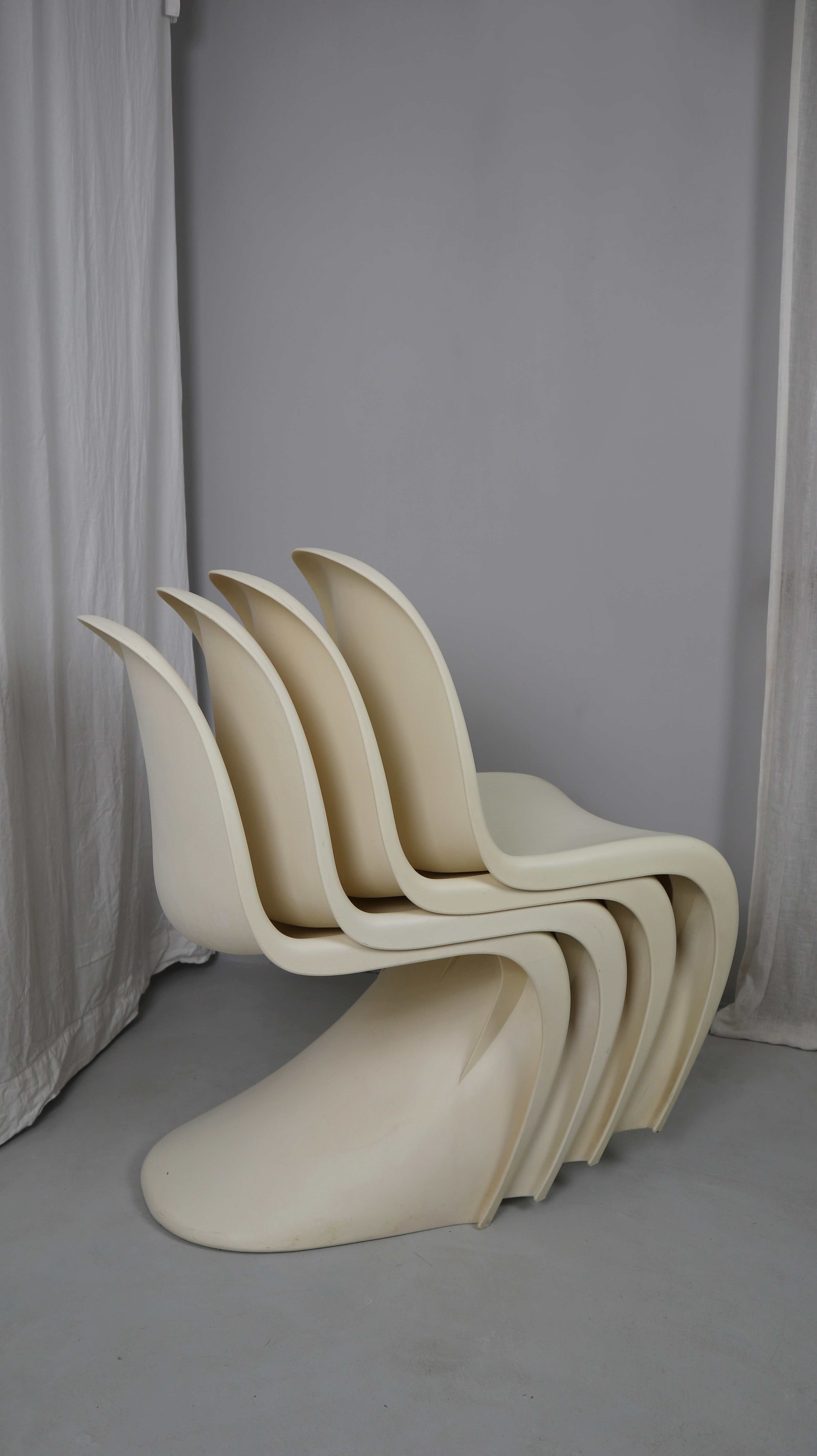 Freischwinger Creme Vitra Verner Panthon Beige Weiß Kunststoffstühle Set 4 Stück
