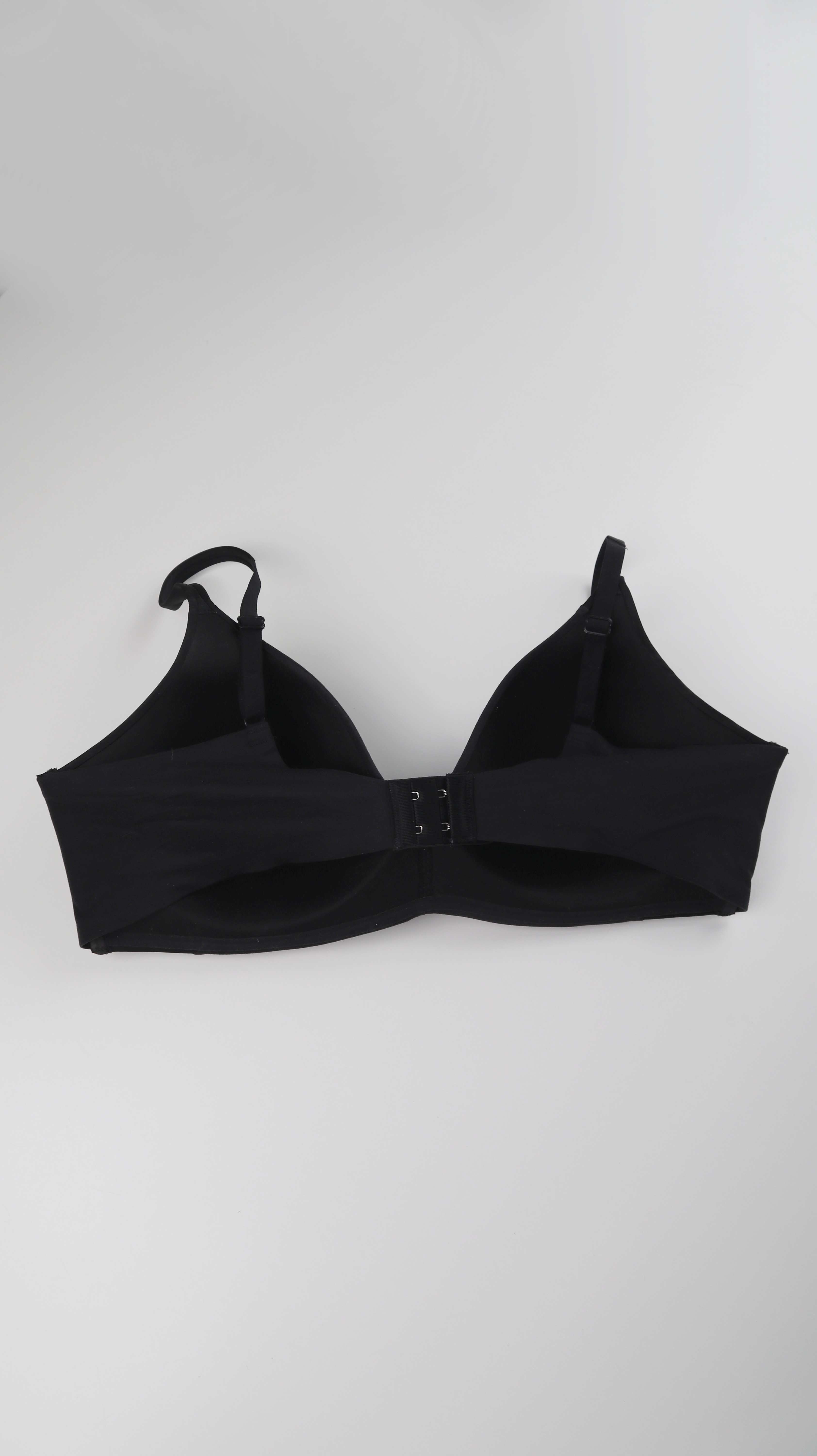 Triumph BH Schwarz 85 B Schalenbh basic einfarbig