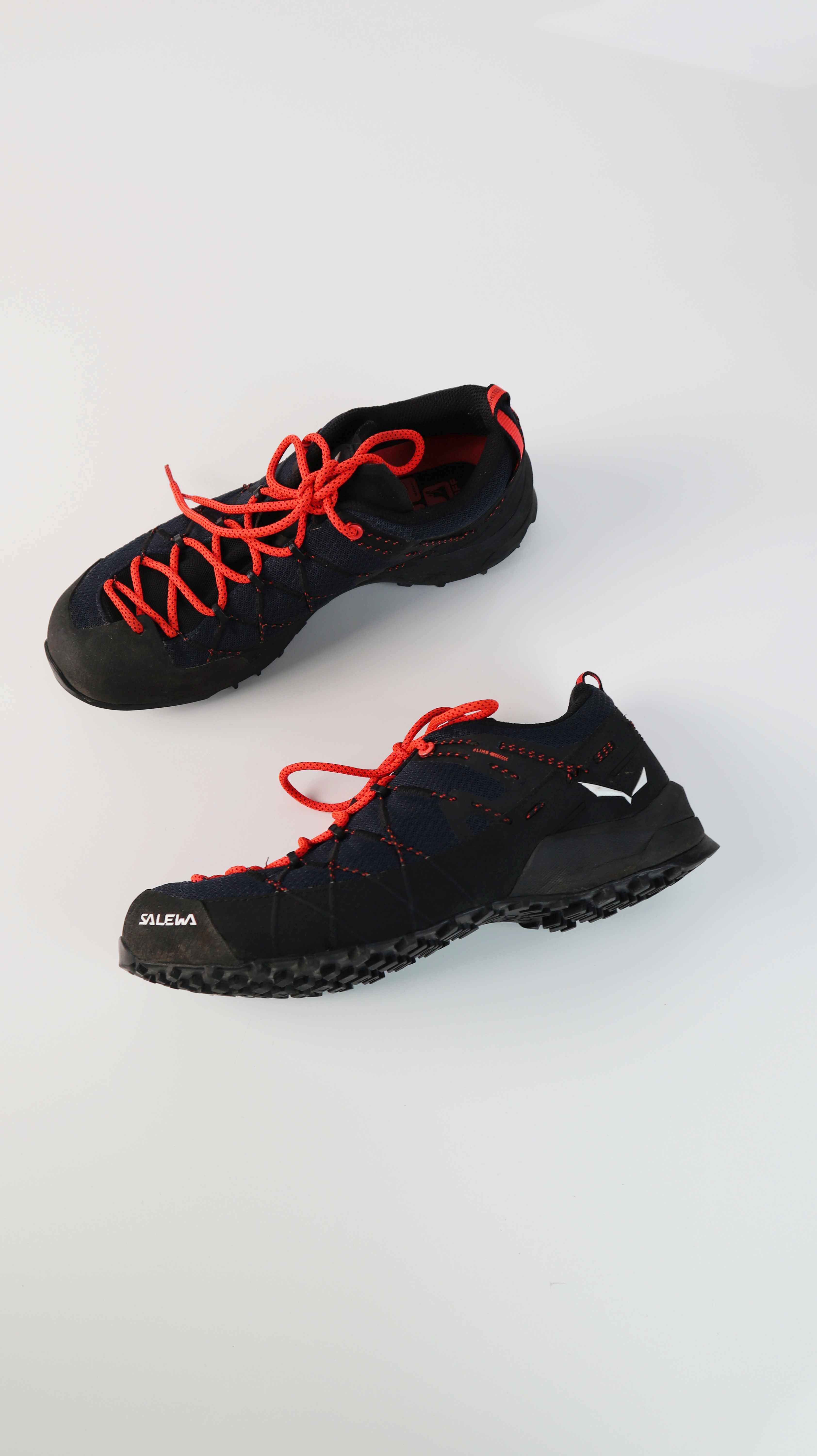 Salewa Wanderschuhe 39 Treckingschuhe Blau rot