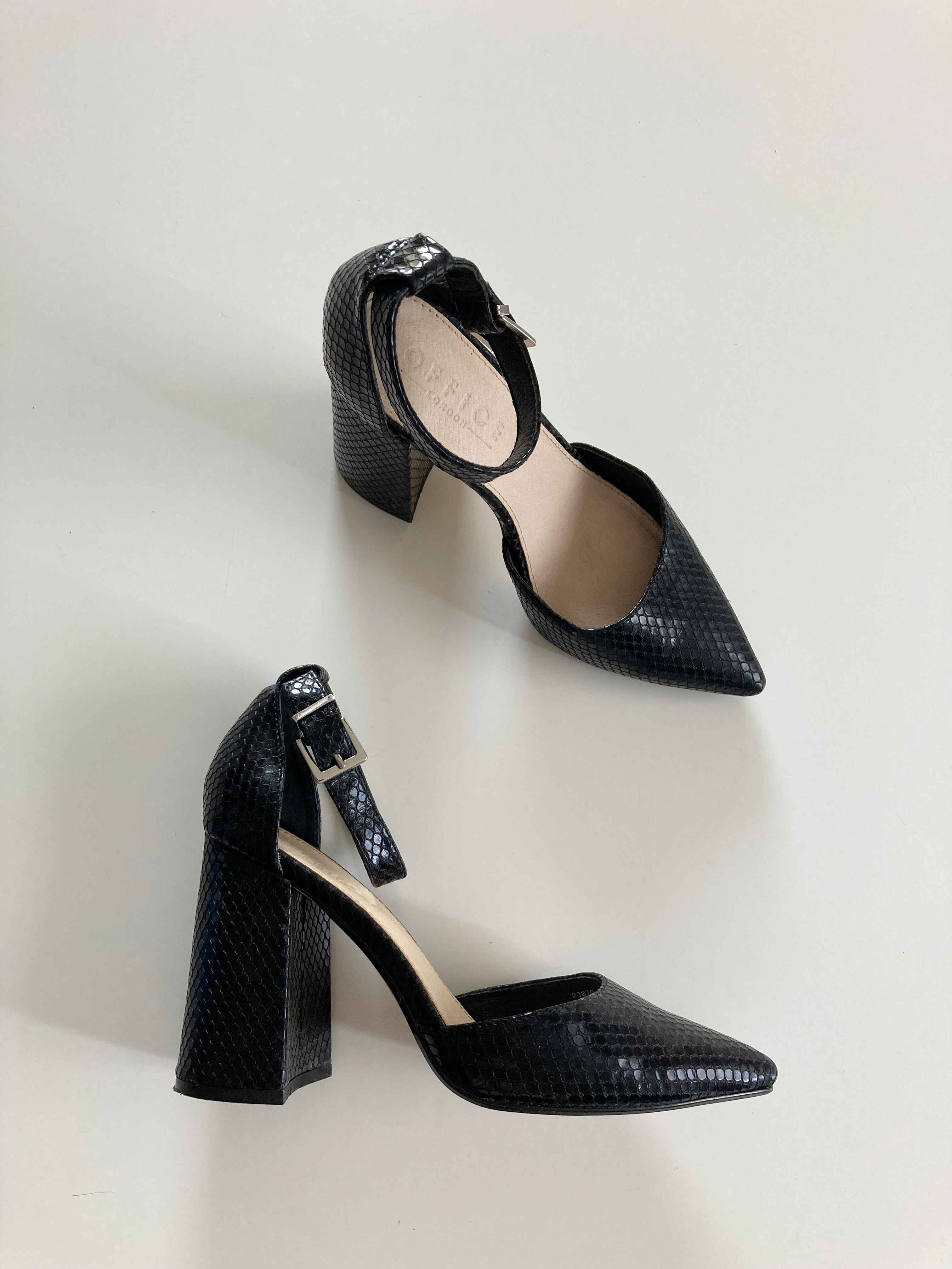 Office London Heels Pumps 39 schwarz Spitz Absatzschuhe Riemchen