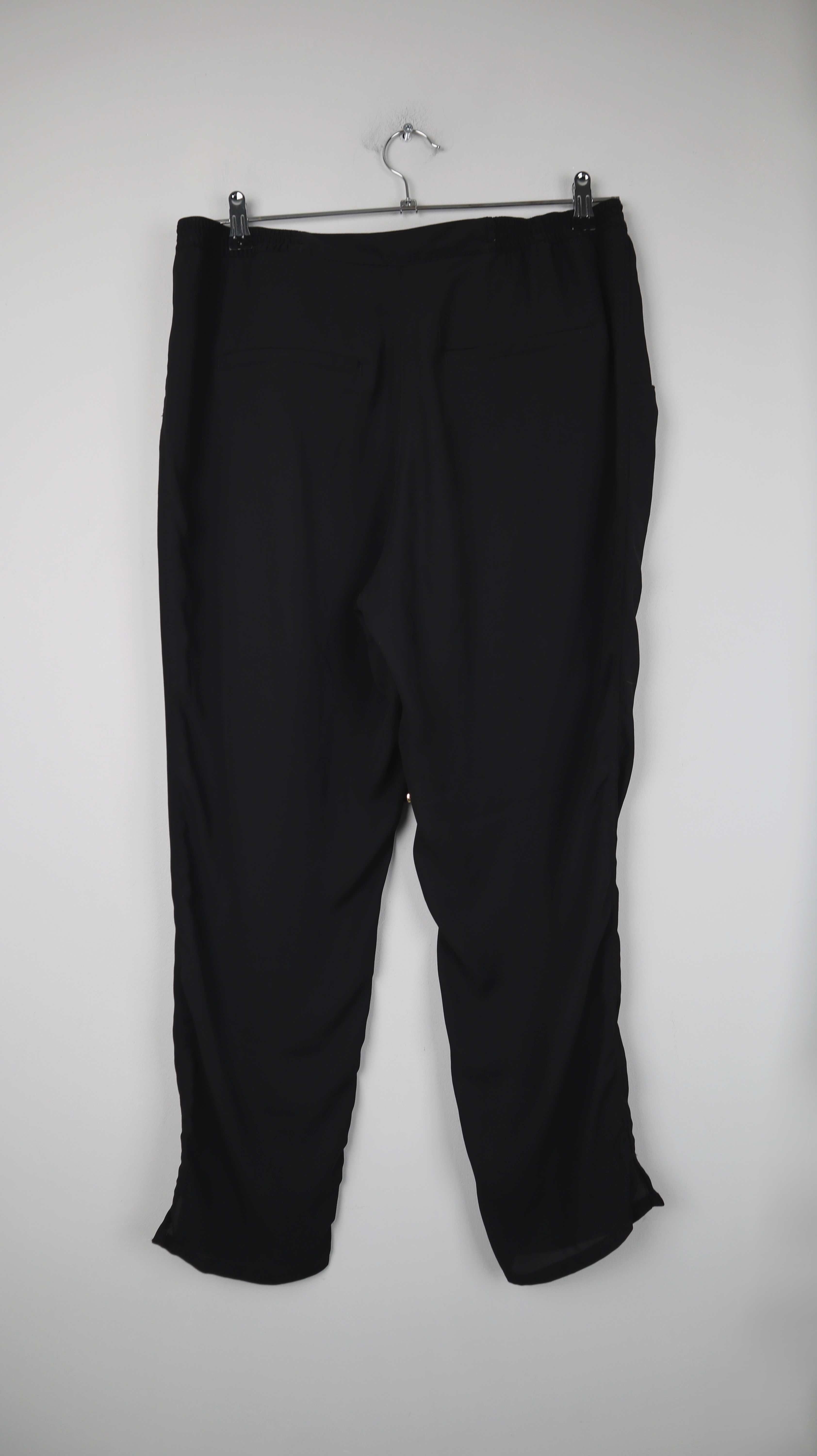 H&M Hose schwarz Chino 38 M Stoffhose Locker