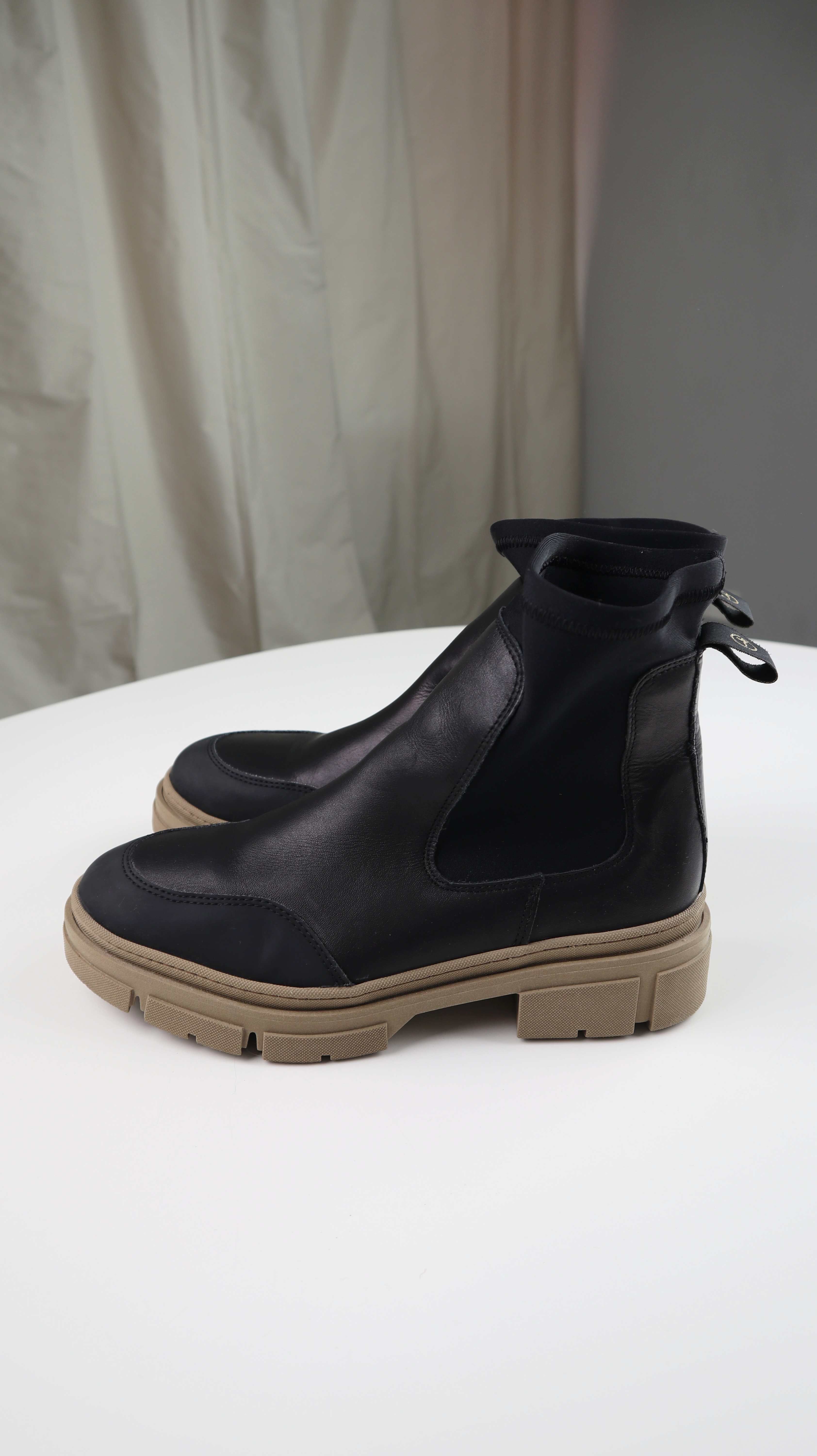 Tamaris Stiefeletten Stiefel schwarz 39 Beige Plateau