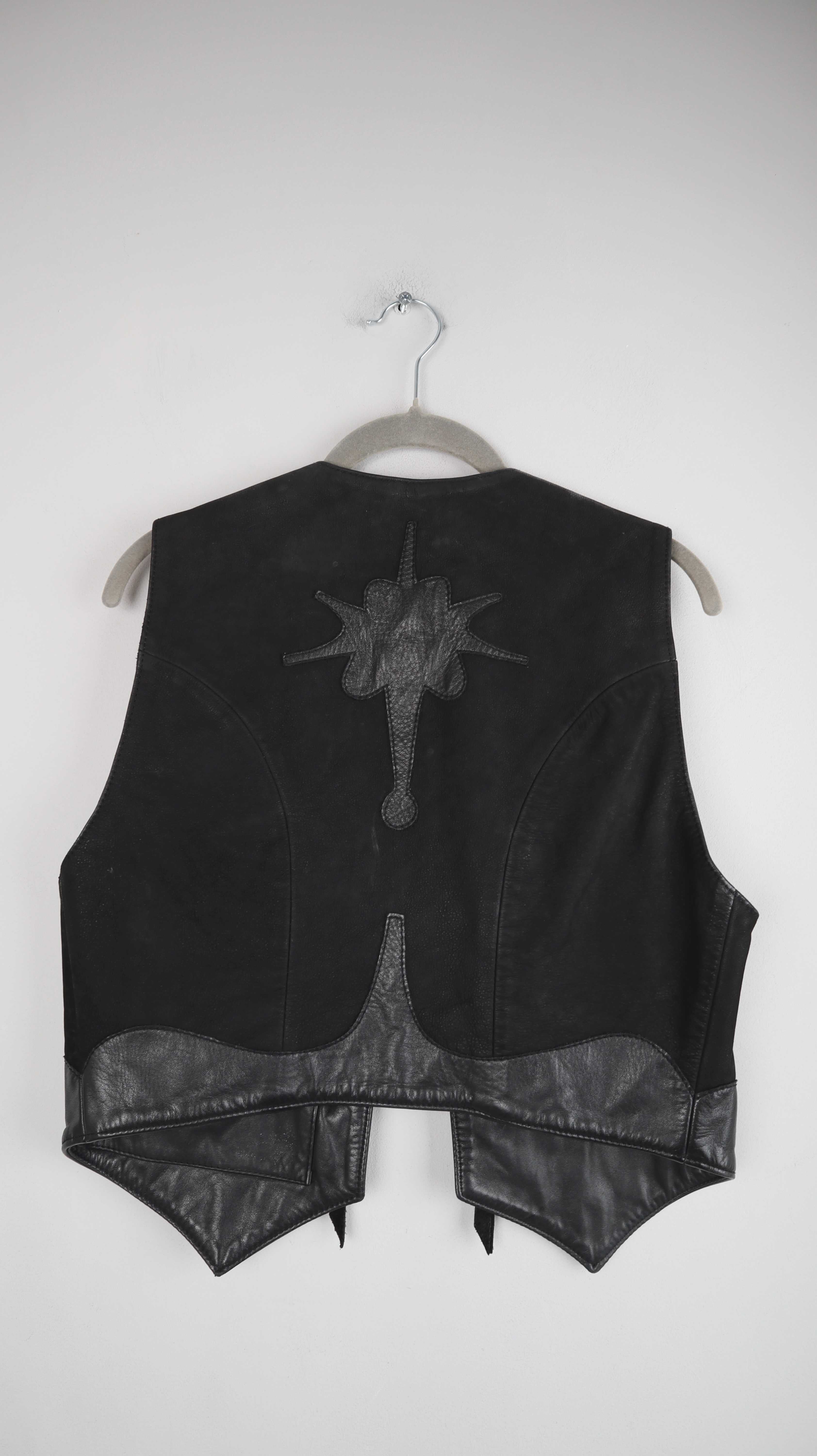 Pyrate Style Weste schwarz Leder Lederweste 36 S Lederweste Design