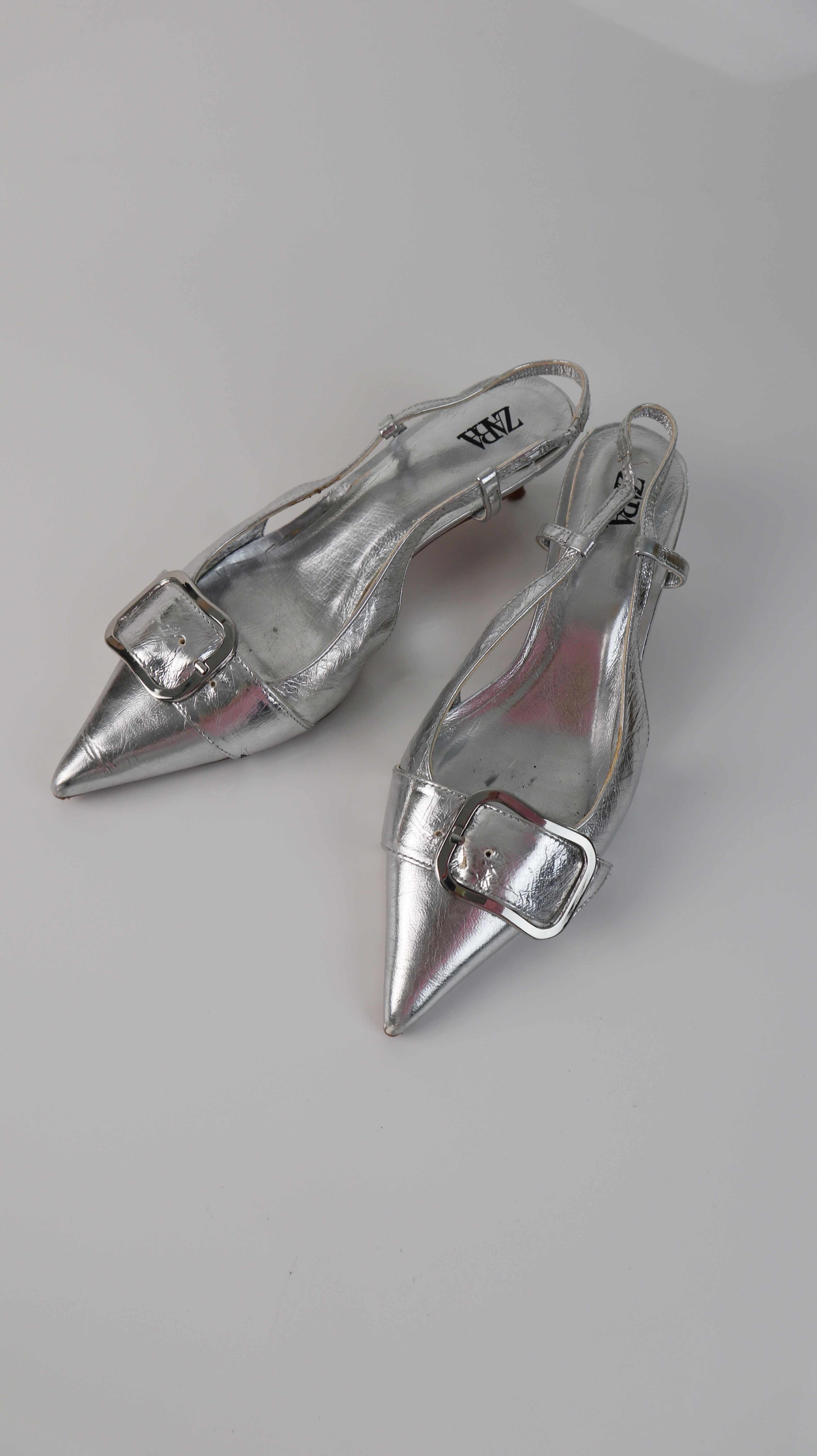 Zara Heels Silber Spitz Absatzschuhe Metallic 38 Pumps