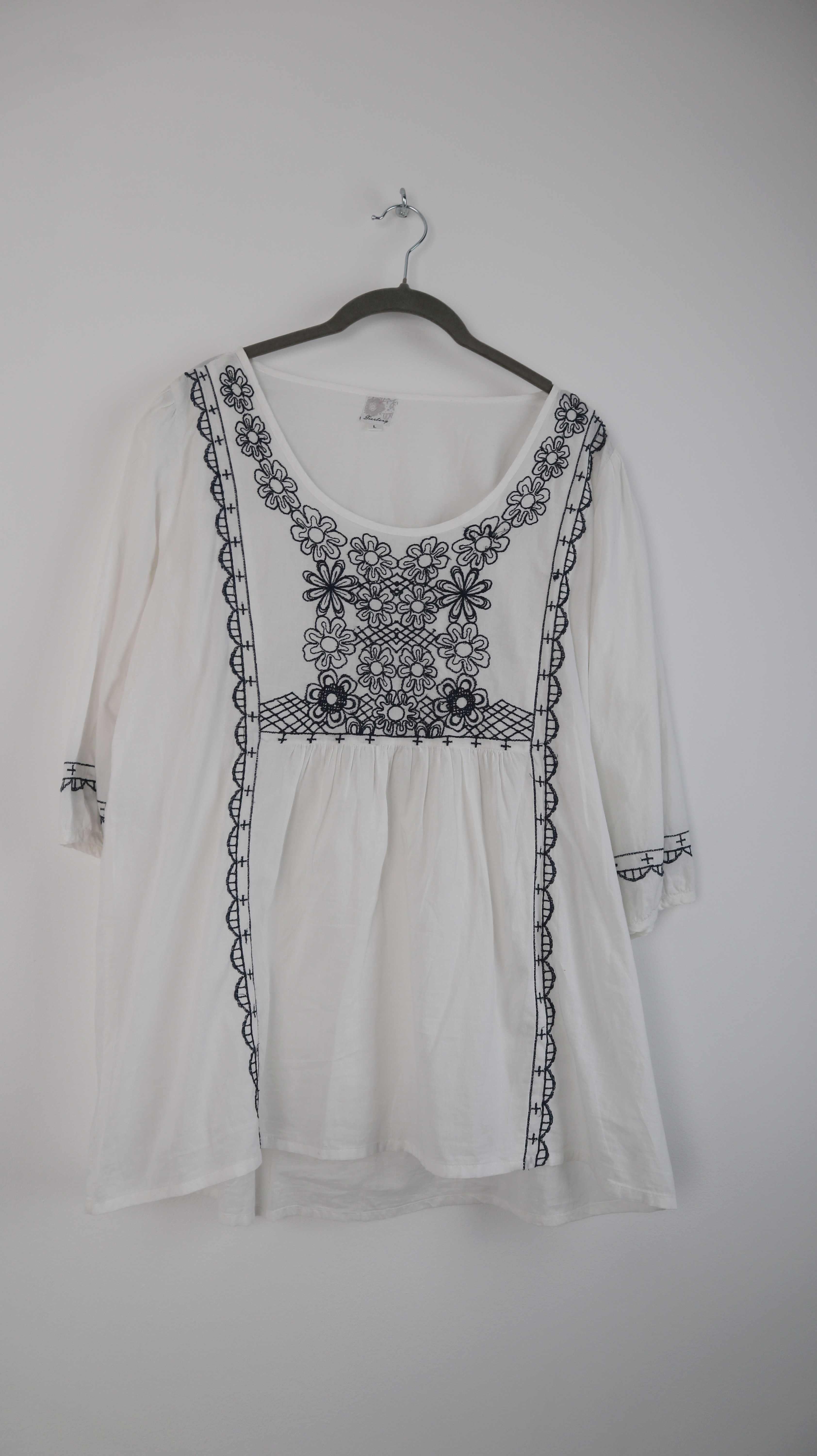 Deerberg Bluse weiß 40 L bestickt blau Folklore Hippie Hemd Shirt