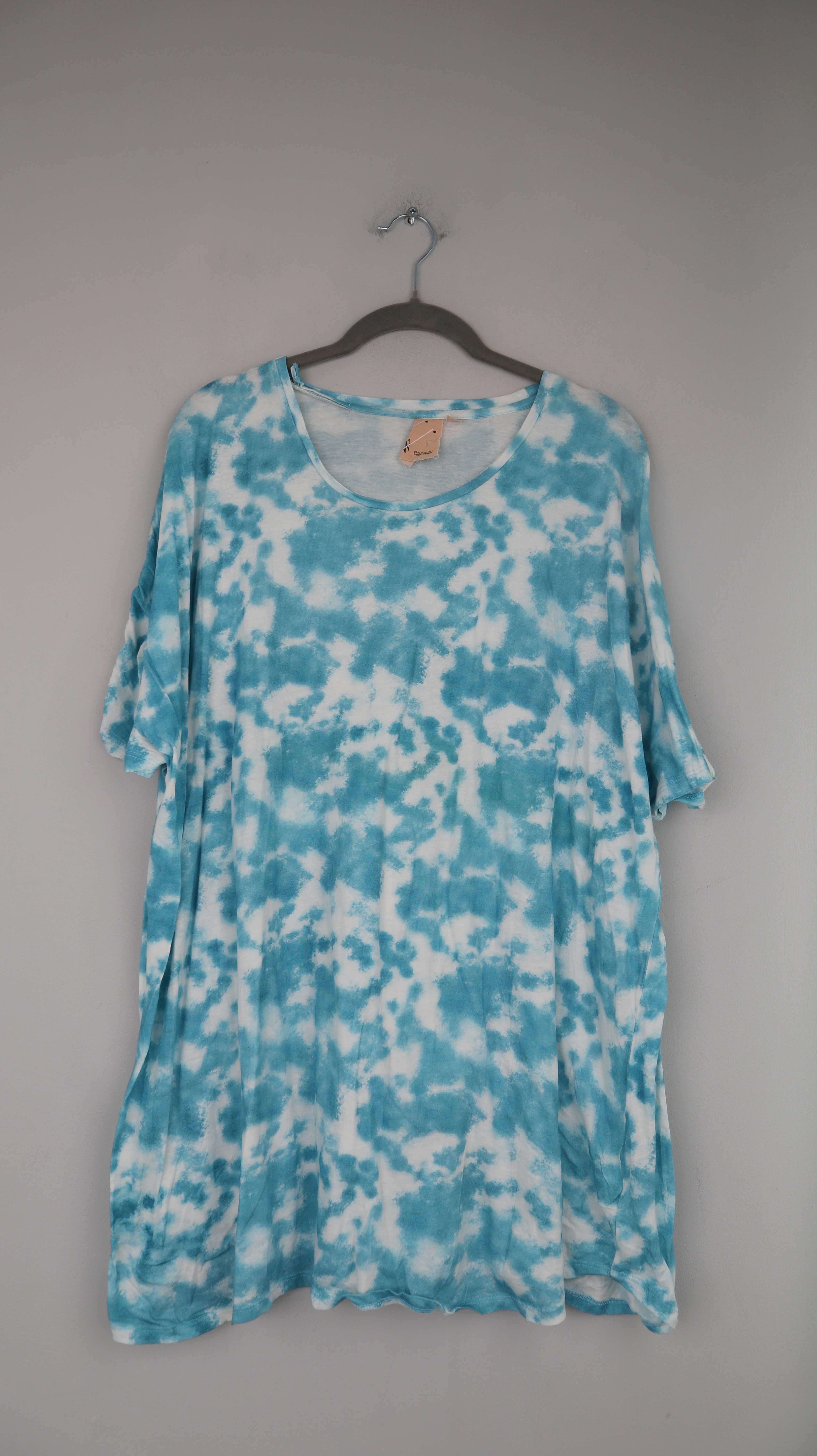Carin Weste Shirt Blau T-Shirt Batik Oversized basic