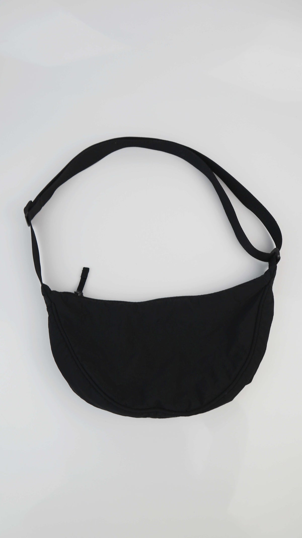 Uniqlo Tasche schwarz Umhängetasche Bauchtasche basic