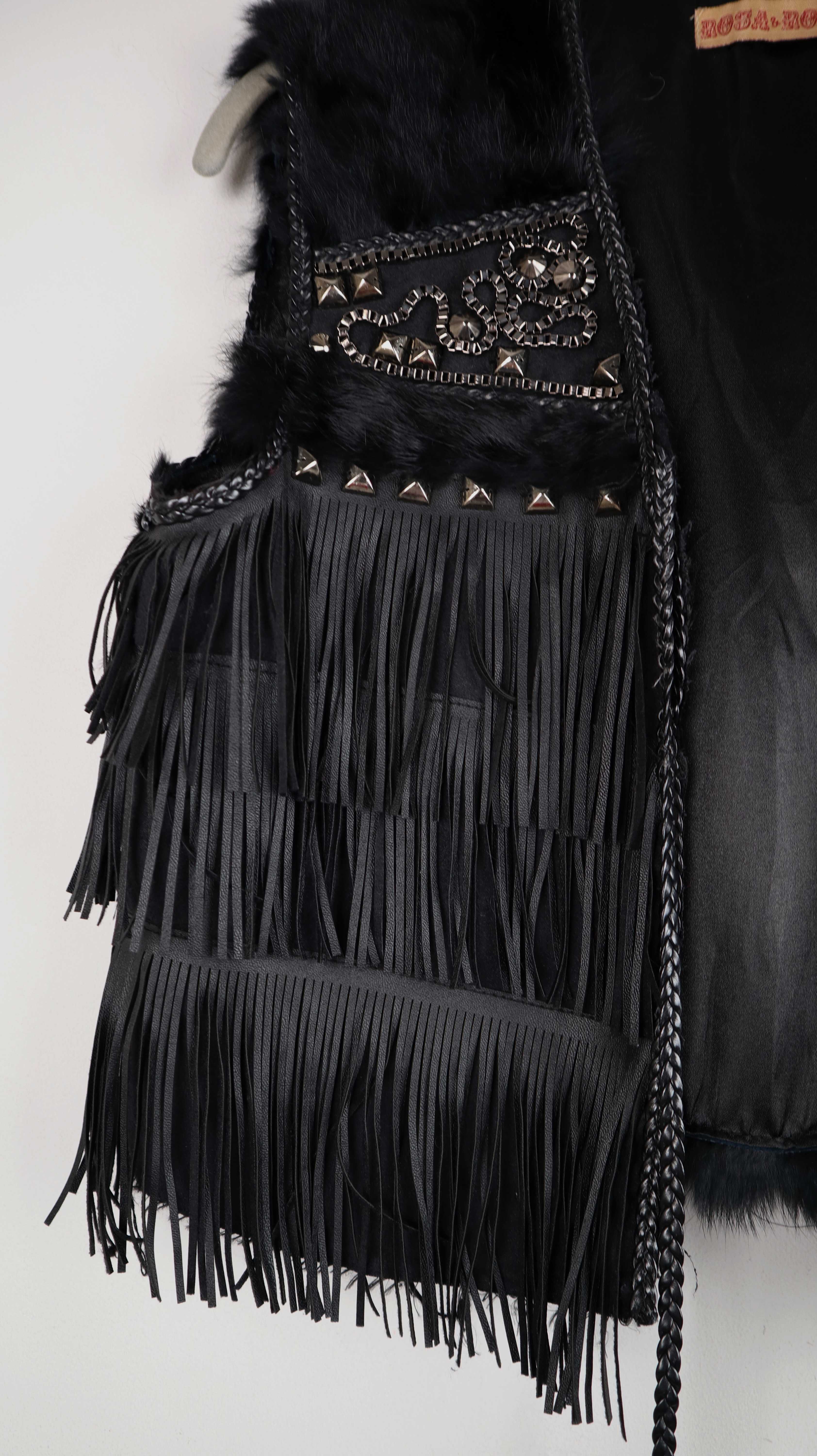 Rosa & Rose Weste schwarz Fellweste Hippie Bohemian Fransen bestickt S M