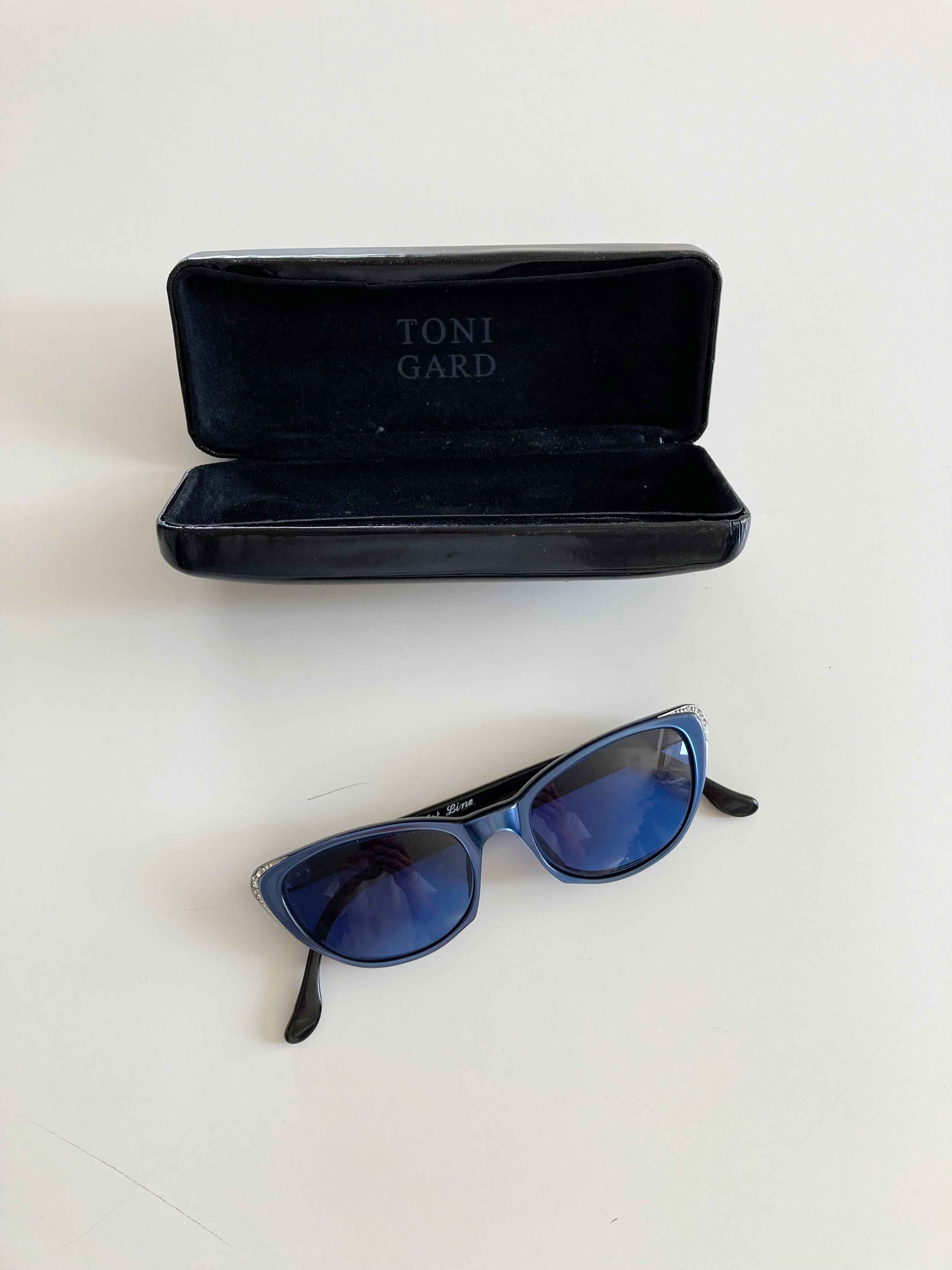 Chica Art Line Brille schmal slim blau Vintage Französisch Sonnenbrille gefärbt