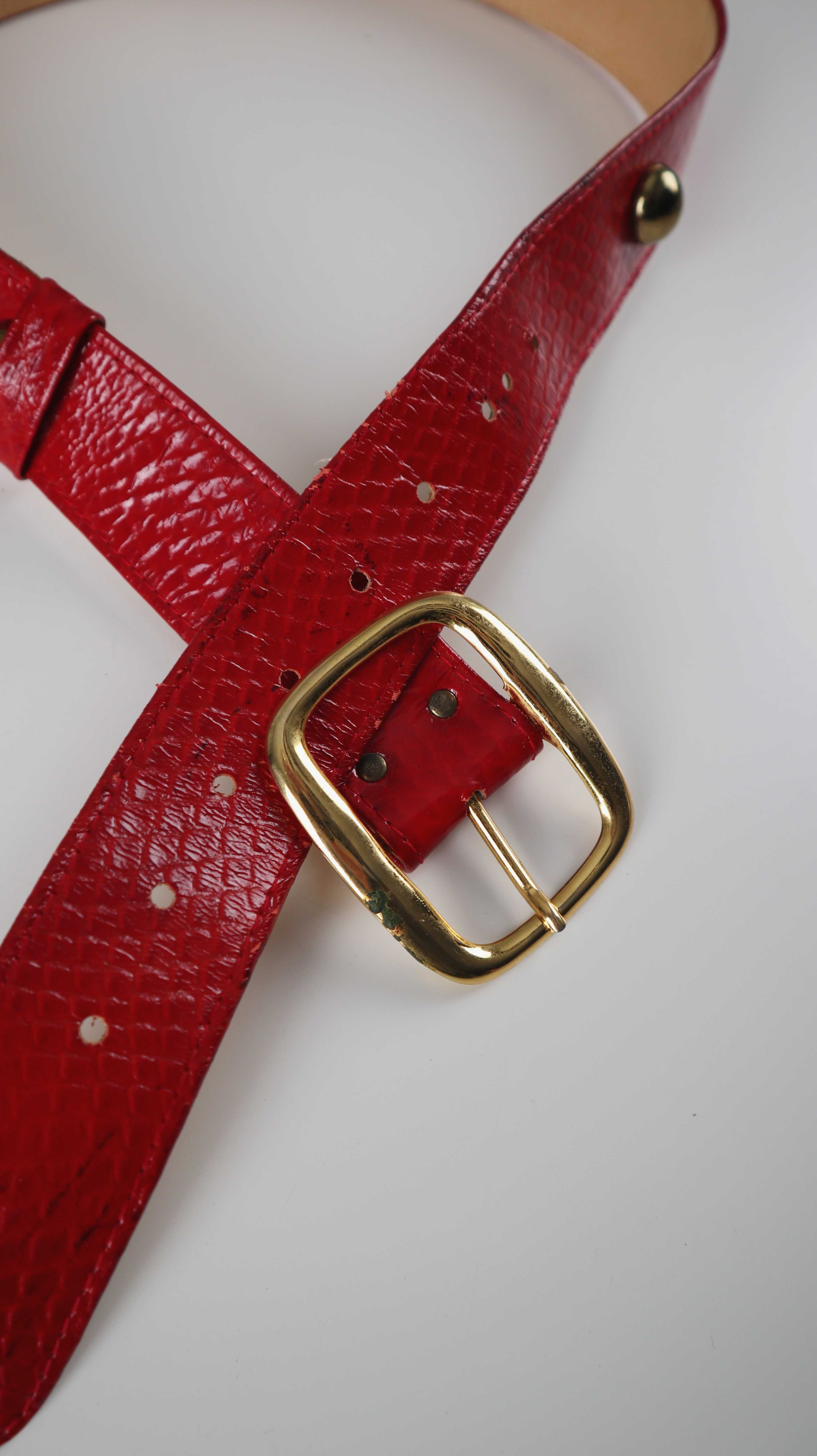 True Vintage Gürtel rot Leder Gold Kugeln 70er Schnalle