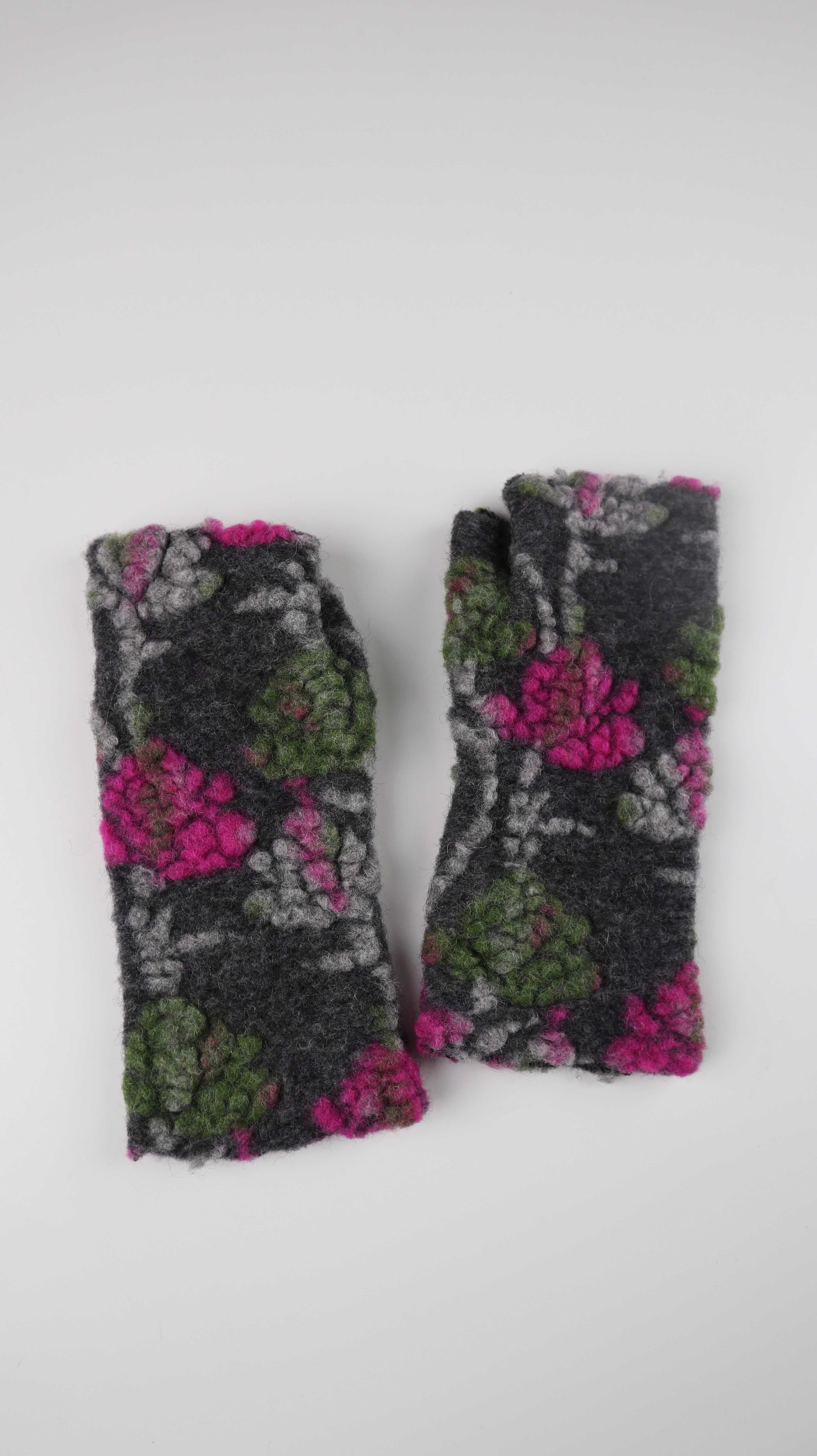 Handstulpen Stulpen selbstgemacht Filzstulpen