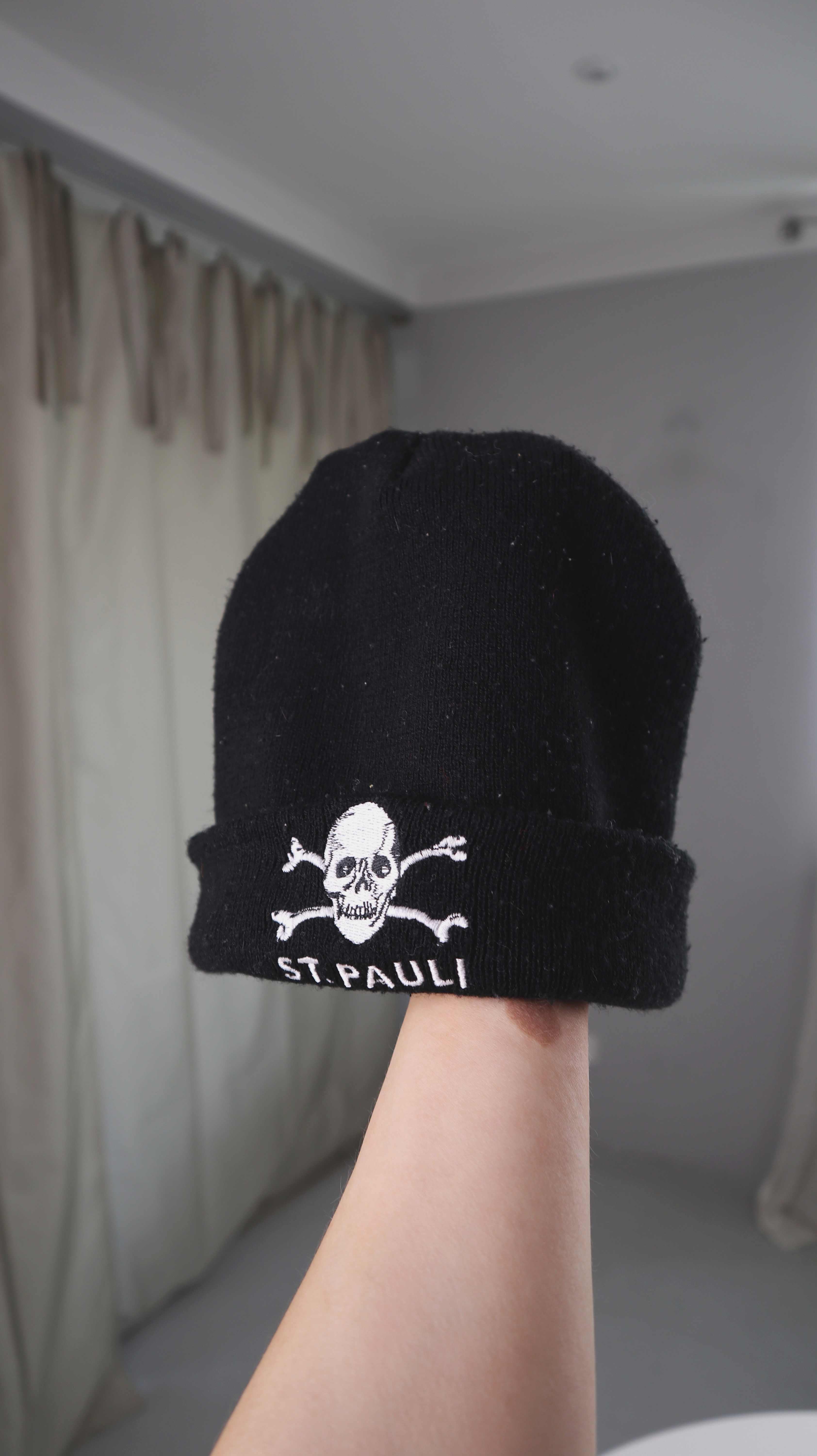 St. Pauli Mütze Beanie schwarz Fanmütze Fußball