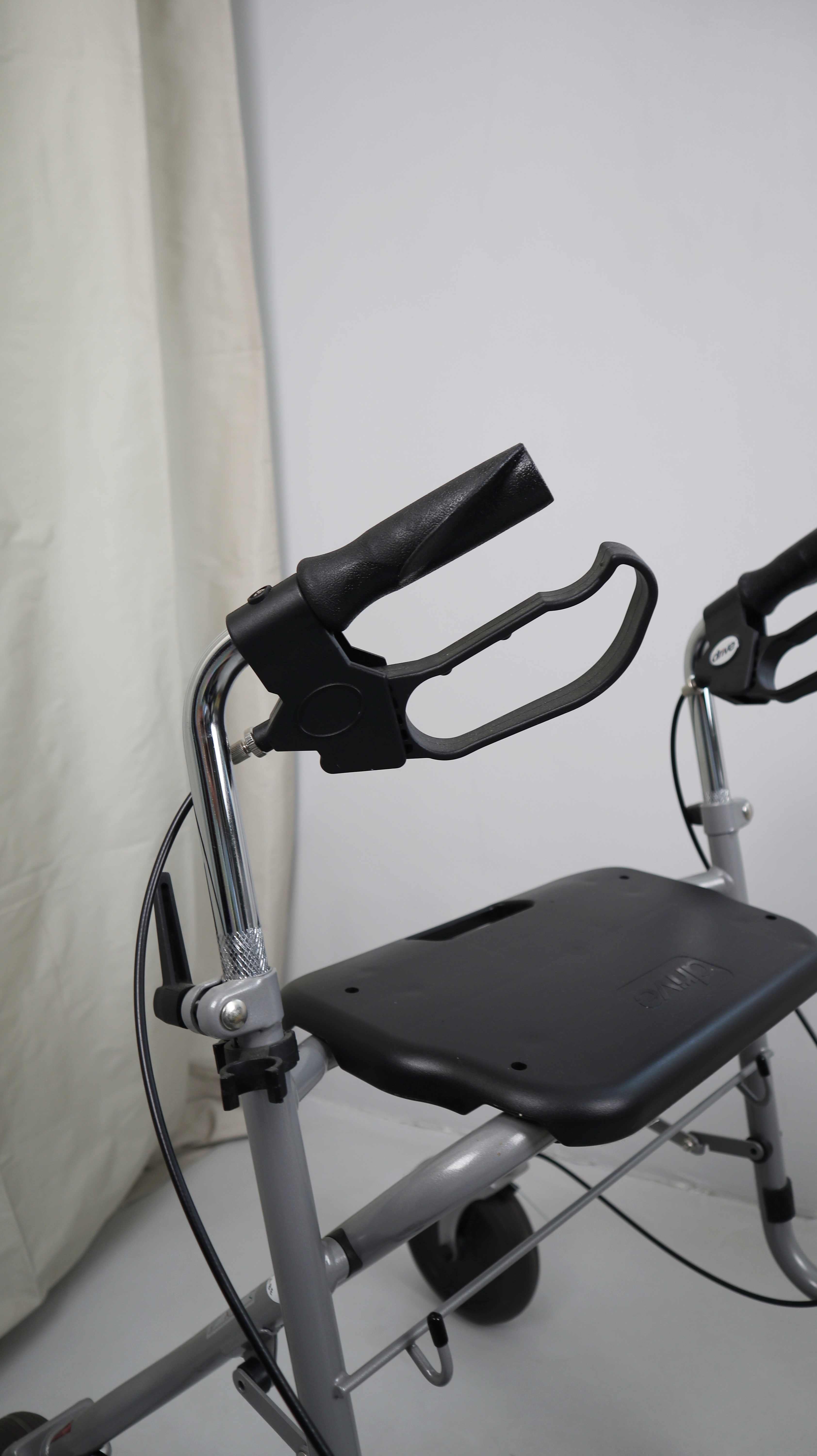 Rollator Gehhilfe Klappbar