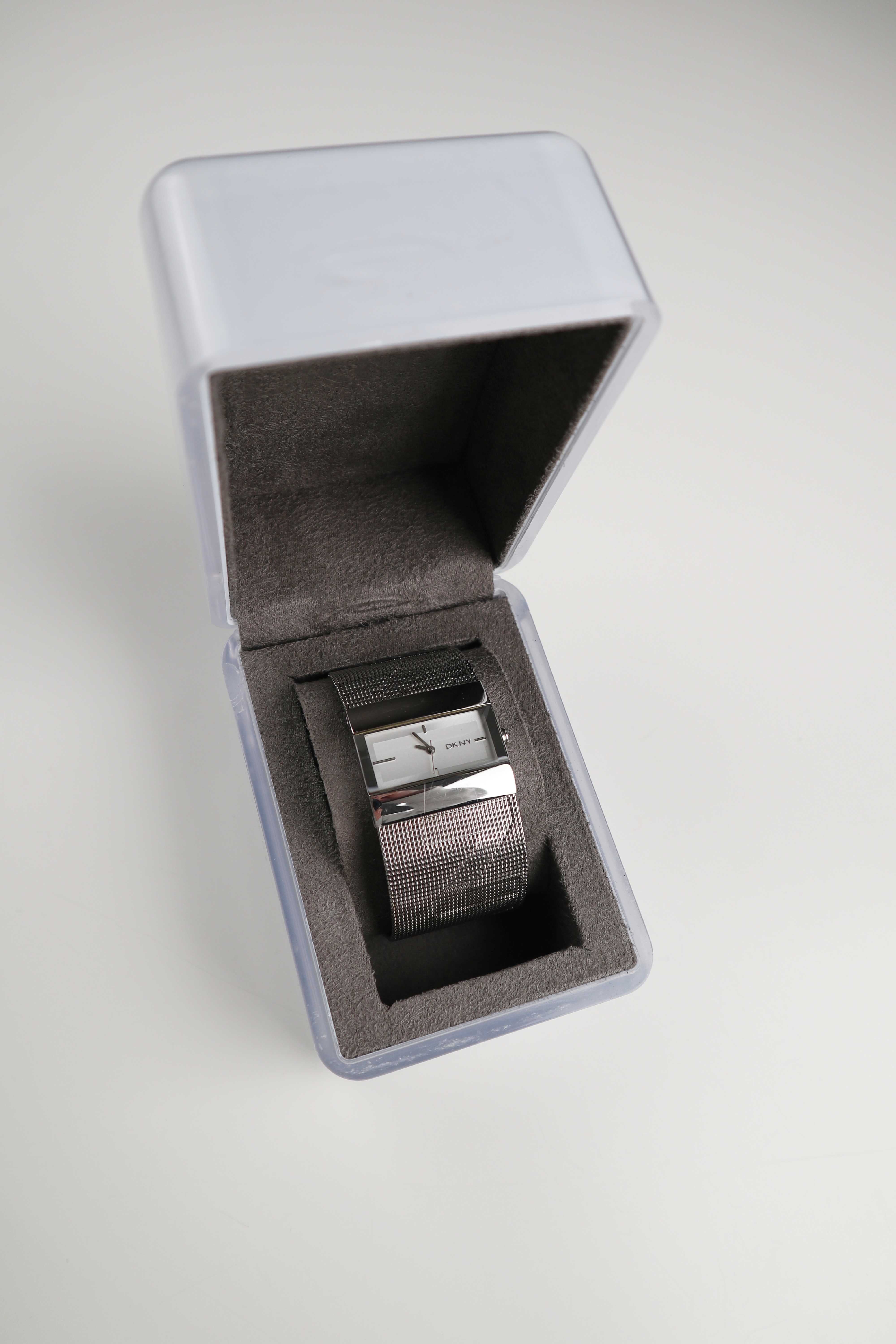 DKNY Uhr Armbanduhr Silber eckig Schmuckuhr