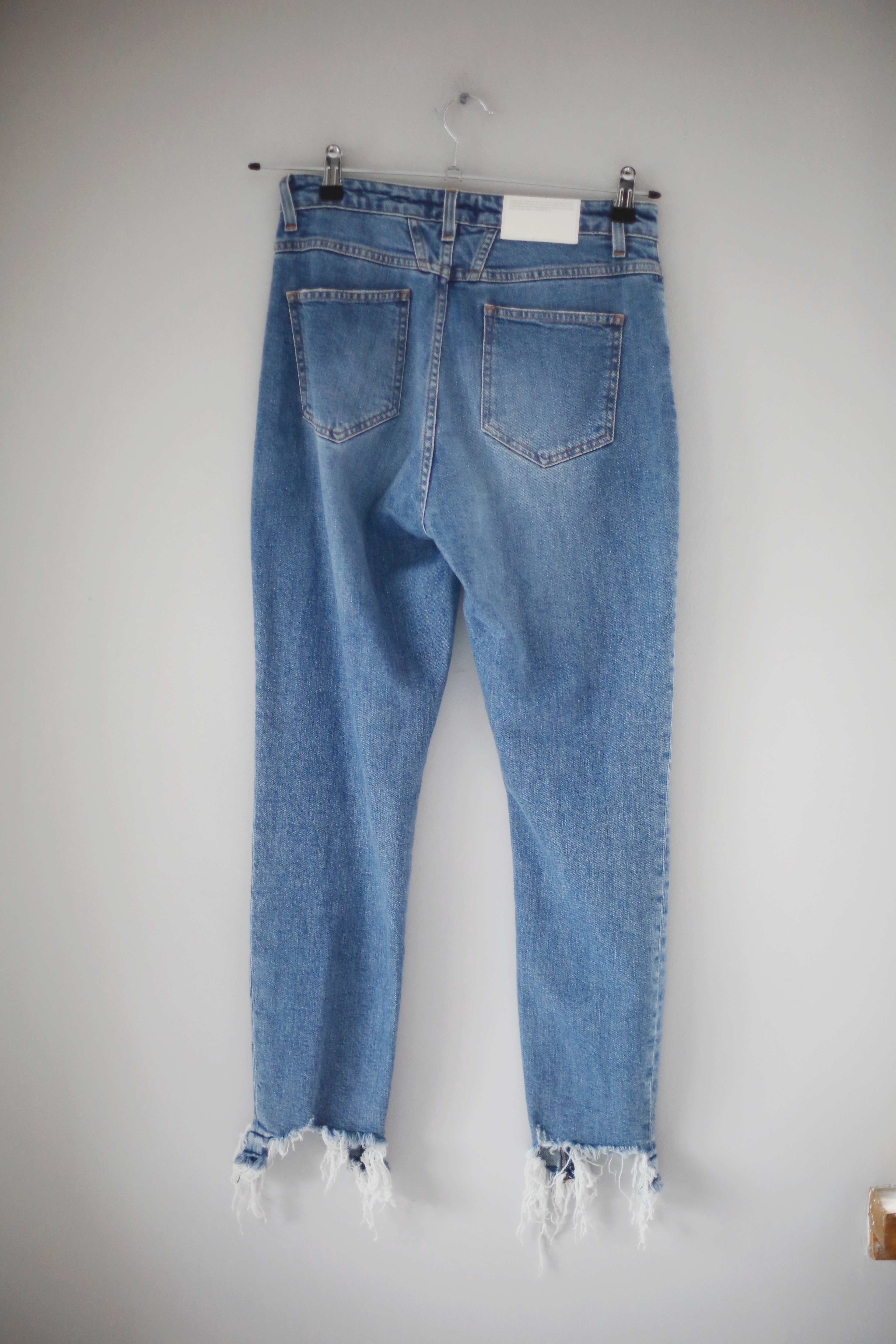 Closed Baker High 28 Hose Jeans washed high waist Blau Hellblau ripped