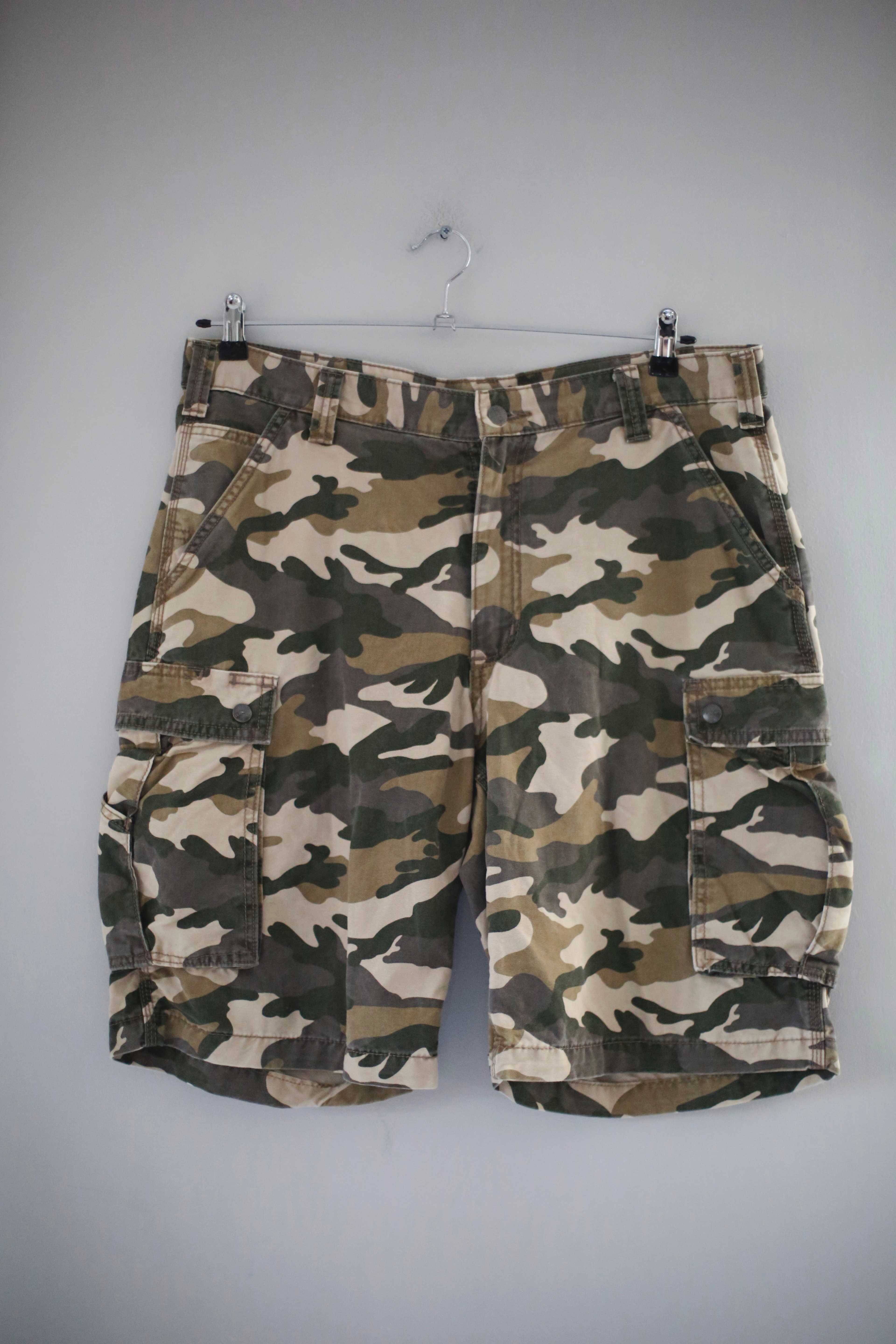 Carhartt Shorts Grün Camouflage Muster Military 38 relaxed fit kurze Hose