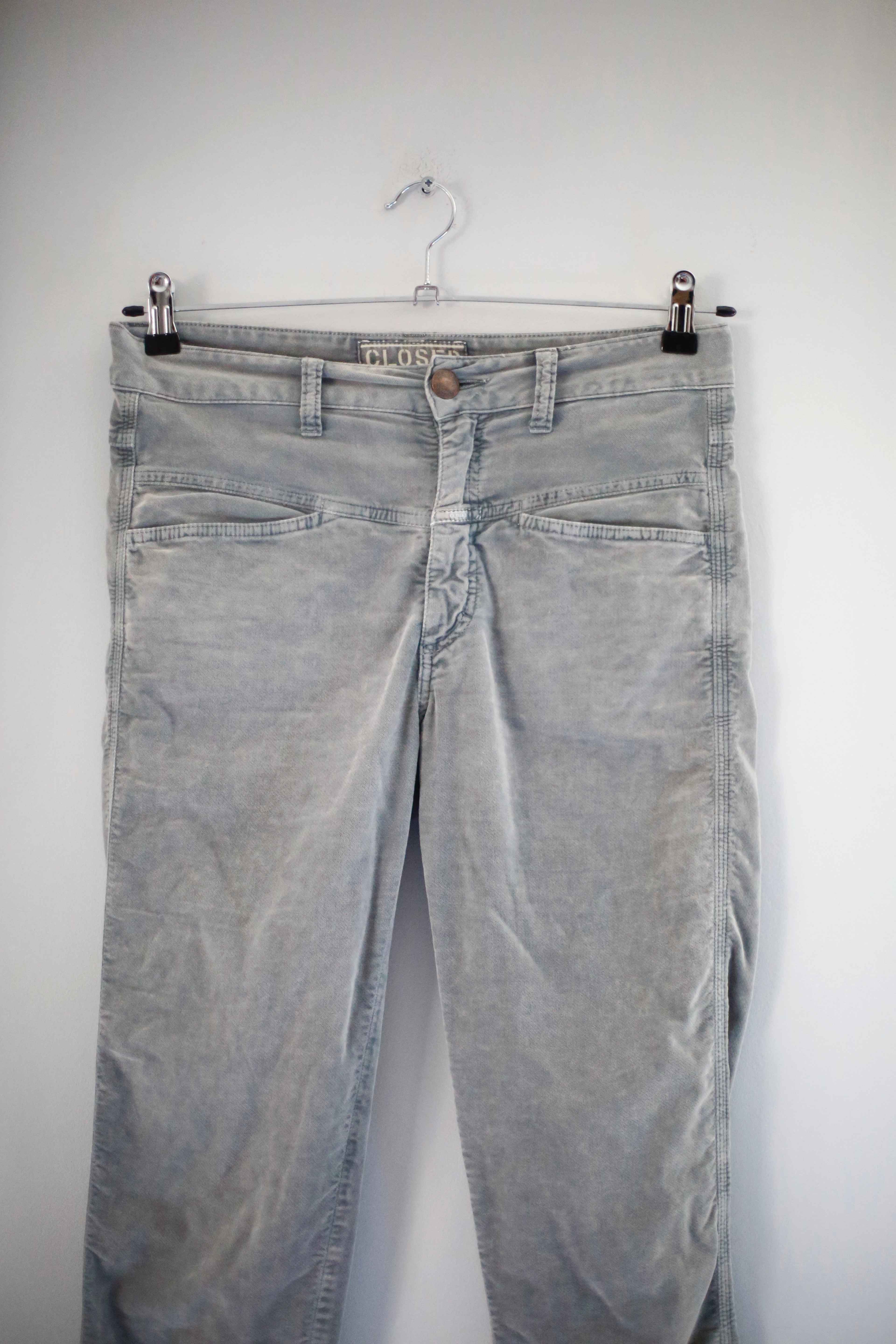 Closed Pedal Pusher Samt Grau Hose Samthose mod waist 36 S hellgrau ve – Handpicked pieces