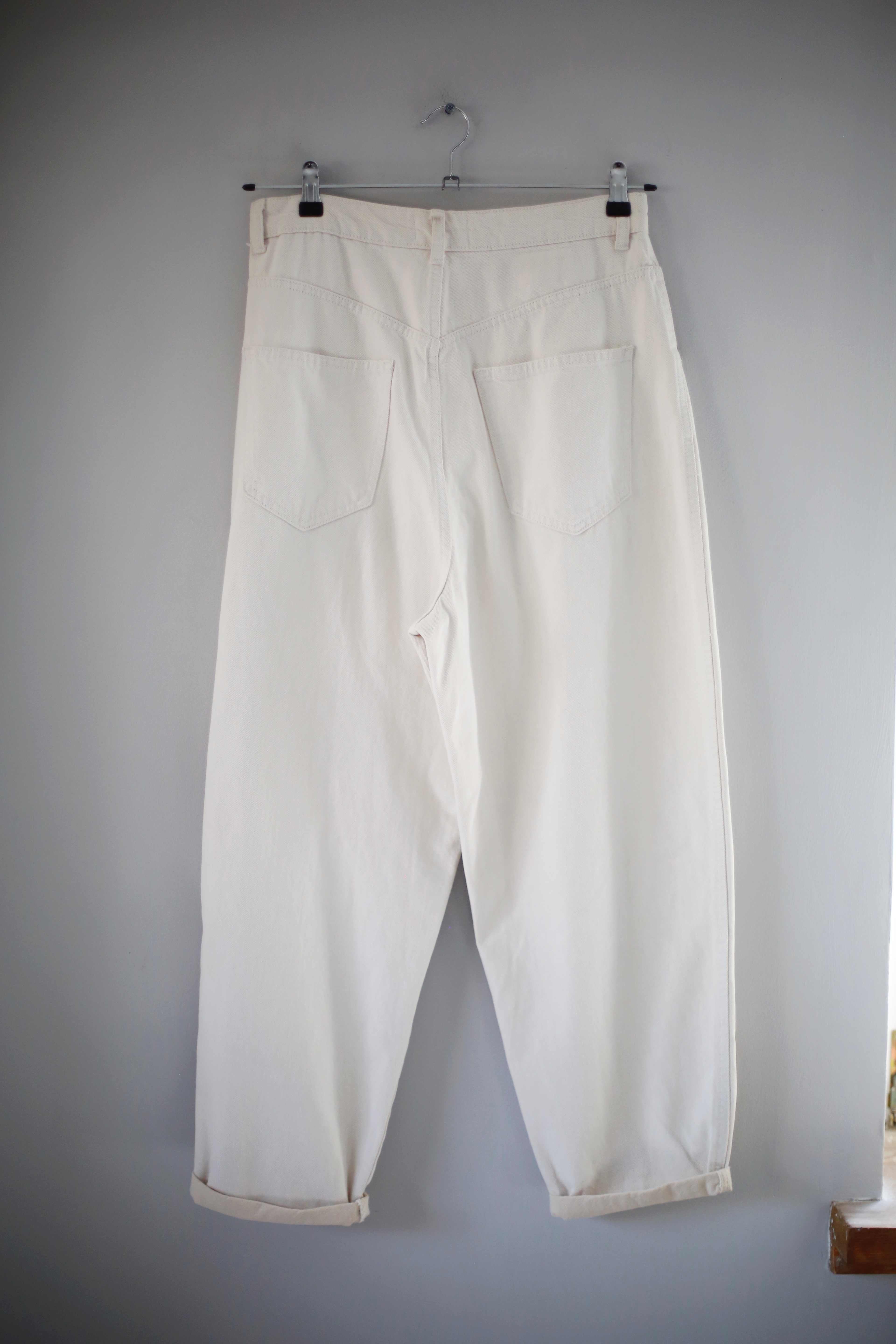 Zara Hose Creme Weiß Beige 40 L Ballonhose Momjeans Jeans uni