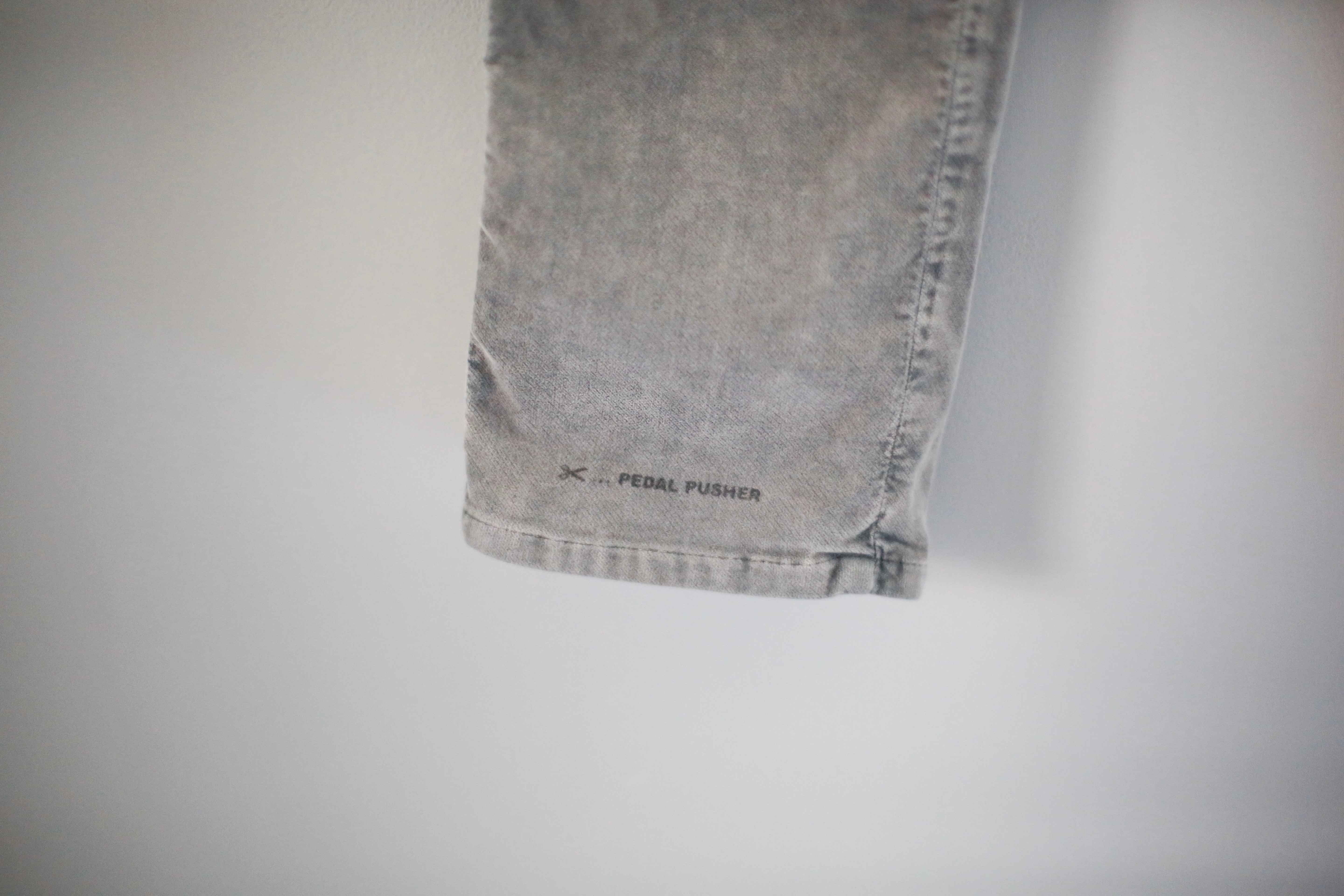 pedal pusher samt Closed Pedal Pusher Samt Grau Hose Samthose mod waist 36 S hellgrau ve – Handpicked pieces