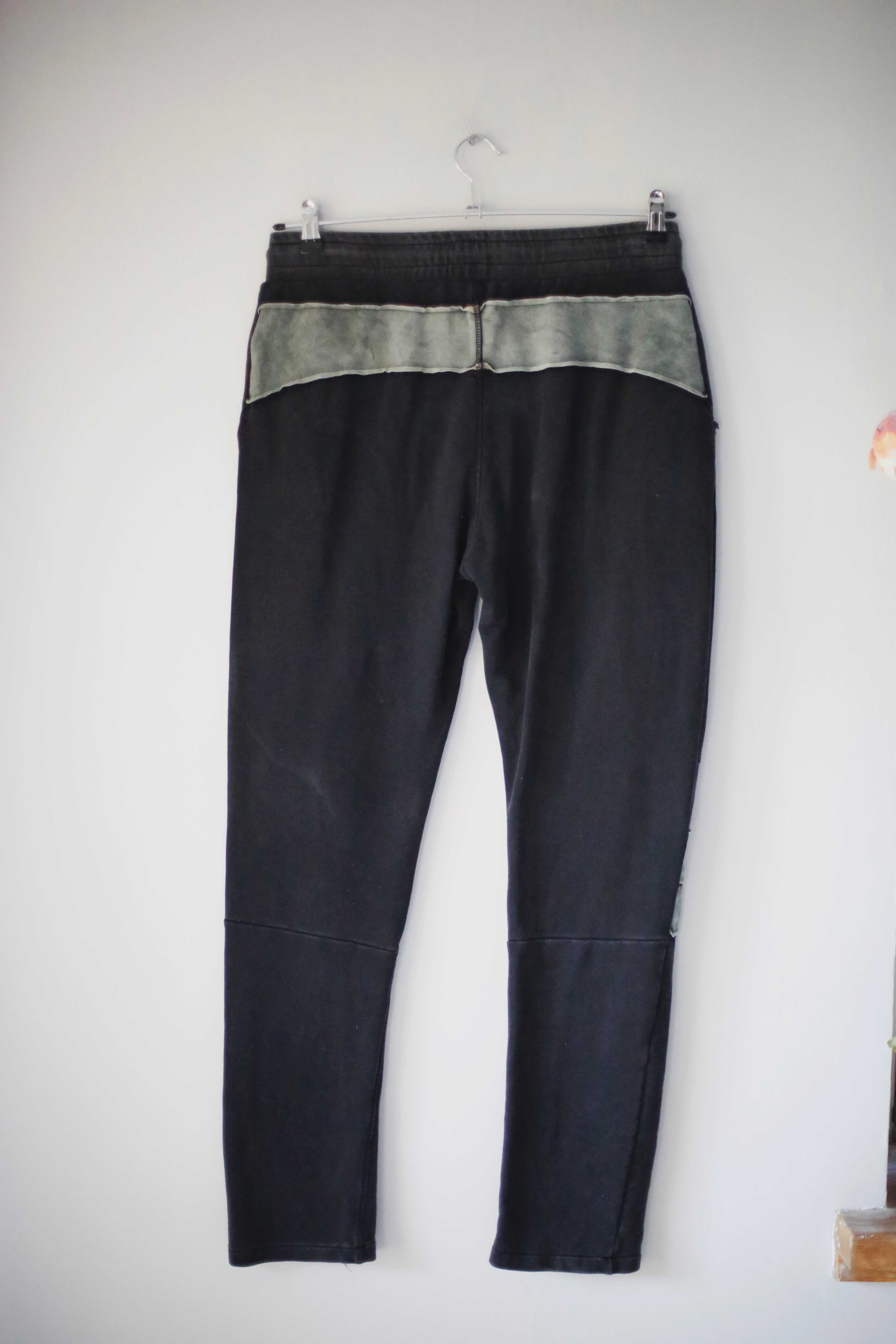 Jogginghose schwarz Design Lederapplikate Drakewood 38 M