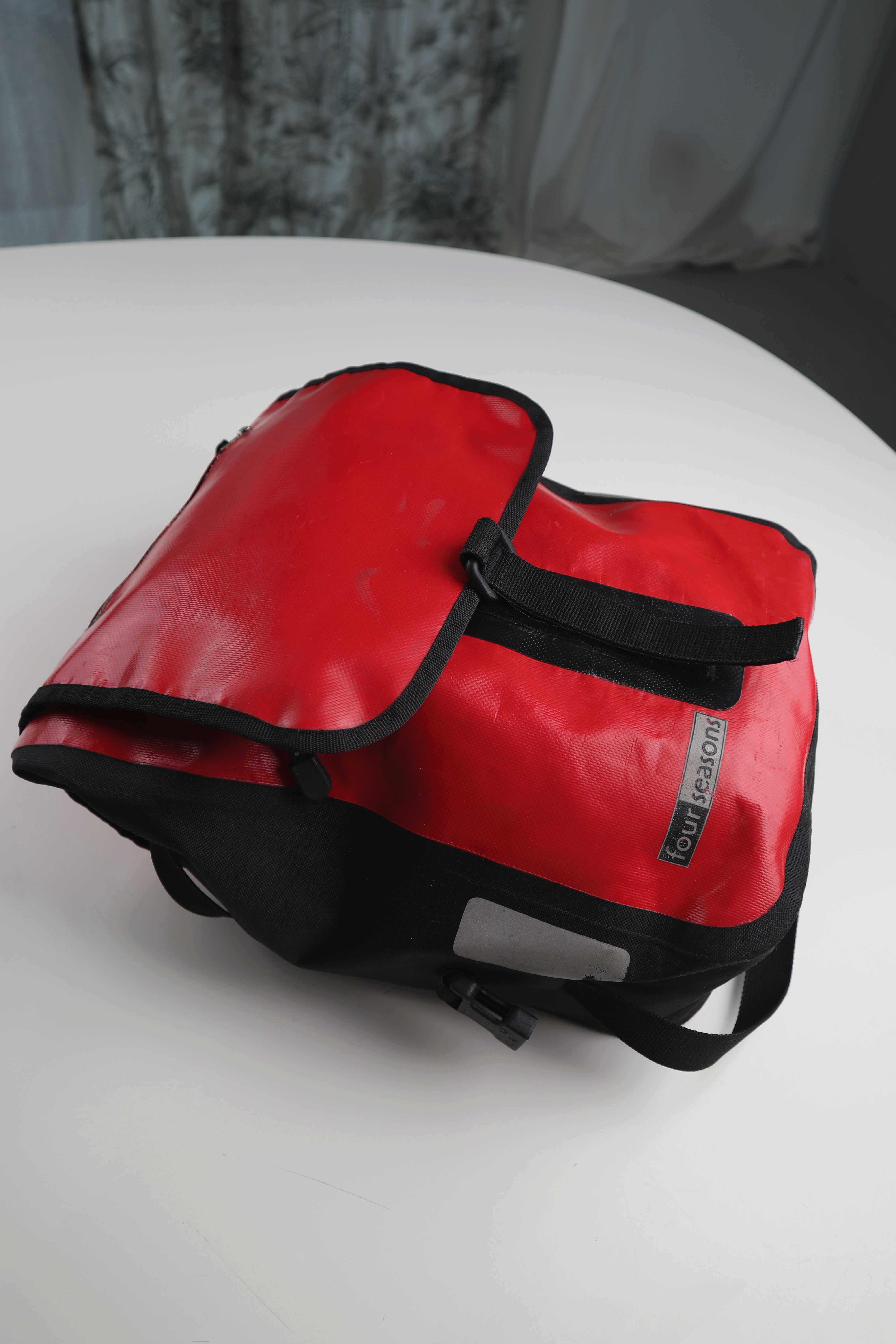 Four Season Satteltasche Fahrradtasche rot Radtasche Seitentasche Gepä – Handpicked pieces