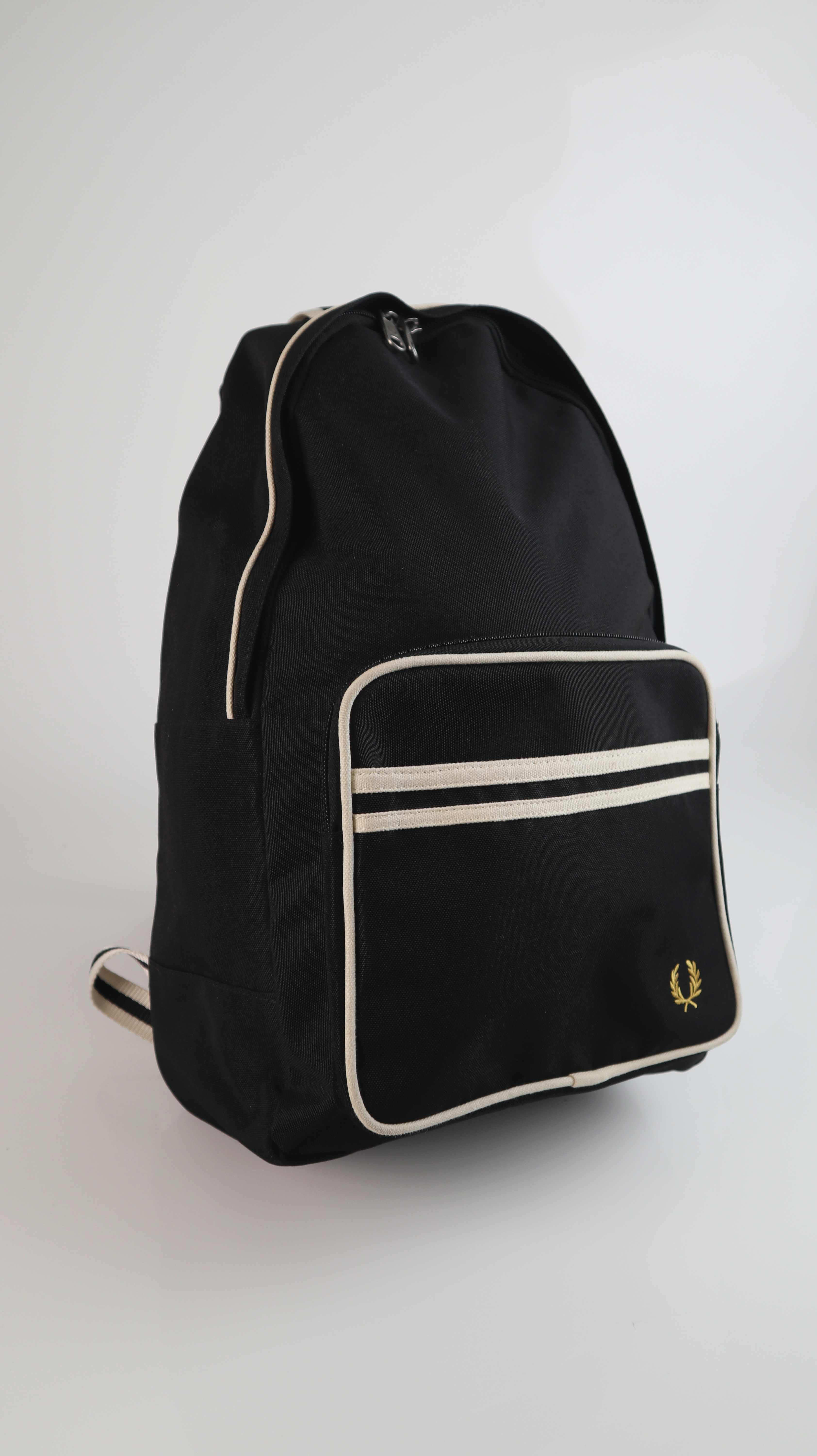 Fred Perry Rucksack schwarz basic Tagesrucksack Tasche