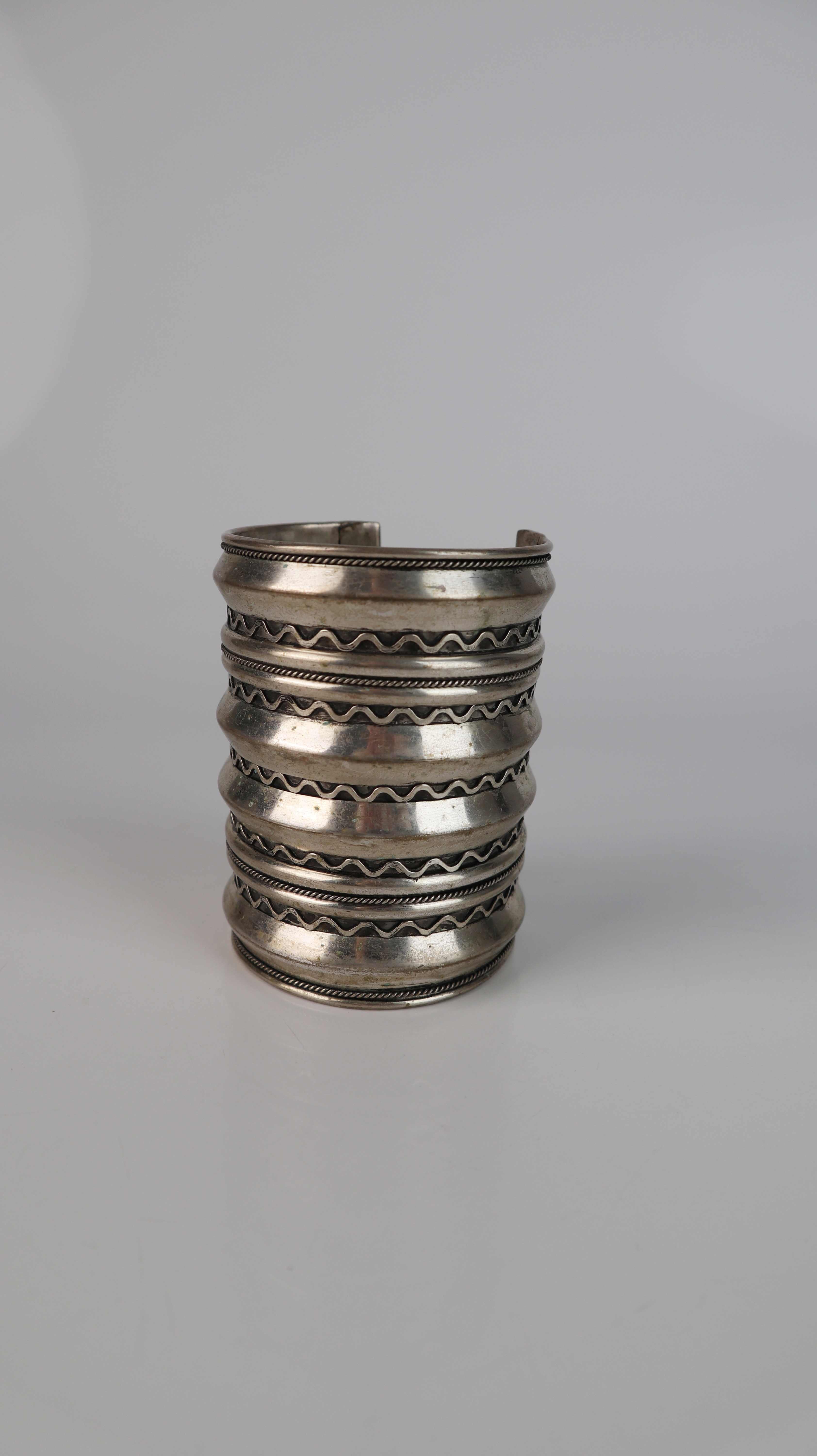 Armreifen silber breit lang Armreif Metallreifen Schmuck