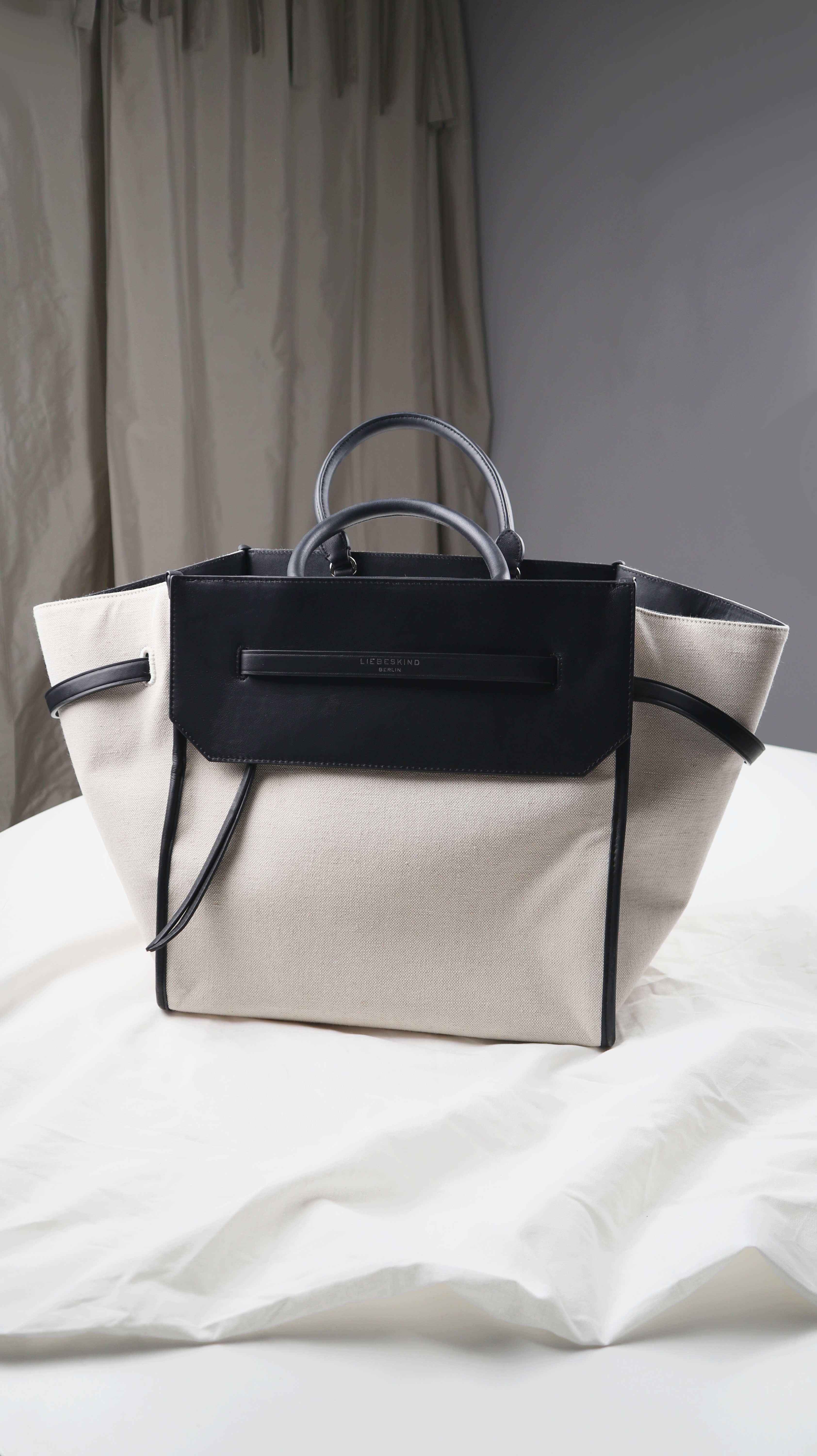 Liebeskind Berlin Lora L Geräumige Tasche Handtasche Beige Schwarz