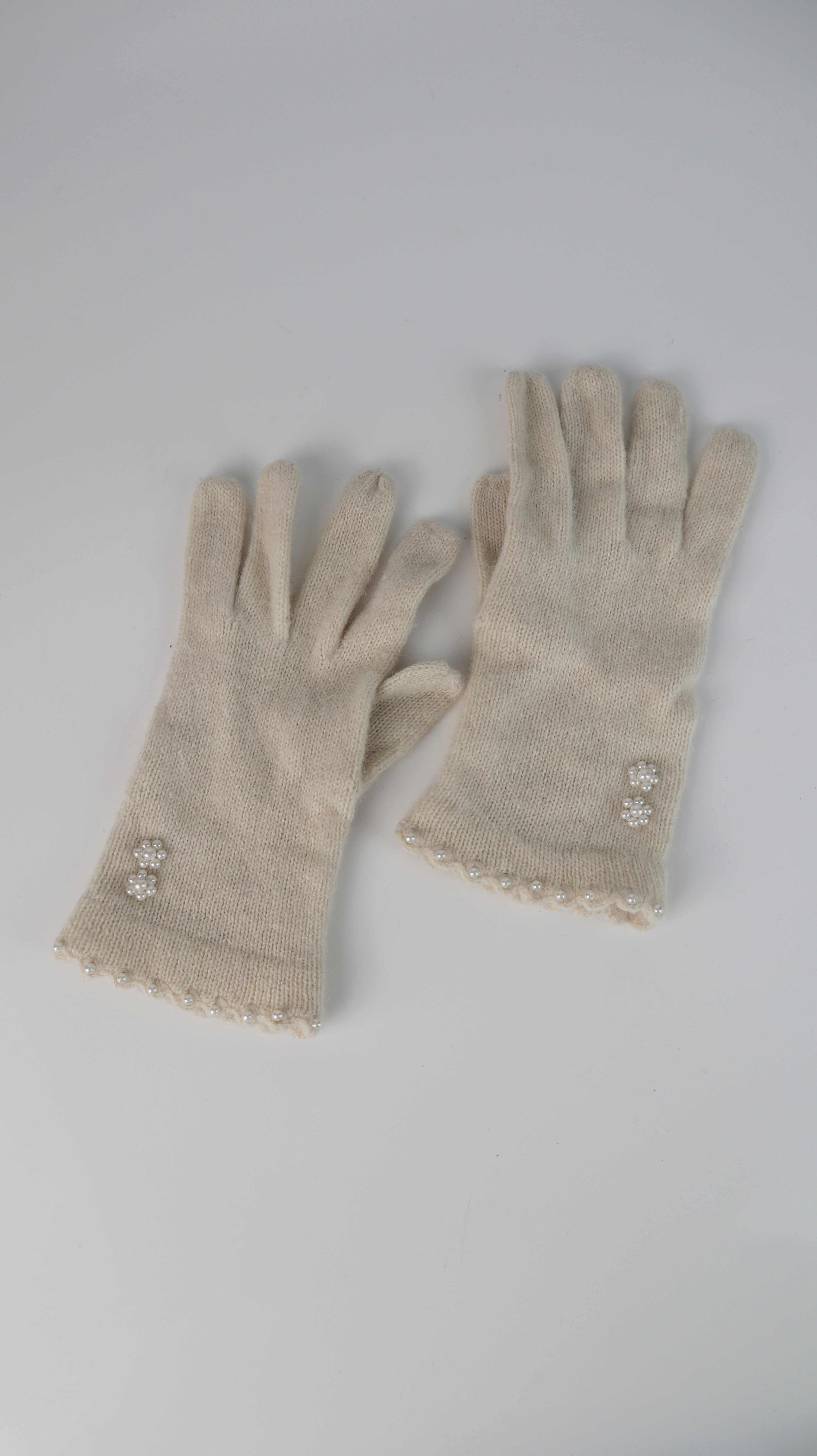 H&M Handschuhe Creme Beige Perlen Strickhandschuhe Winterhandschuhe