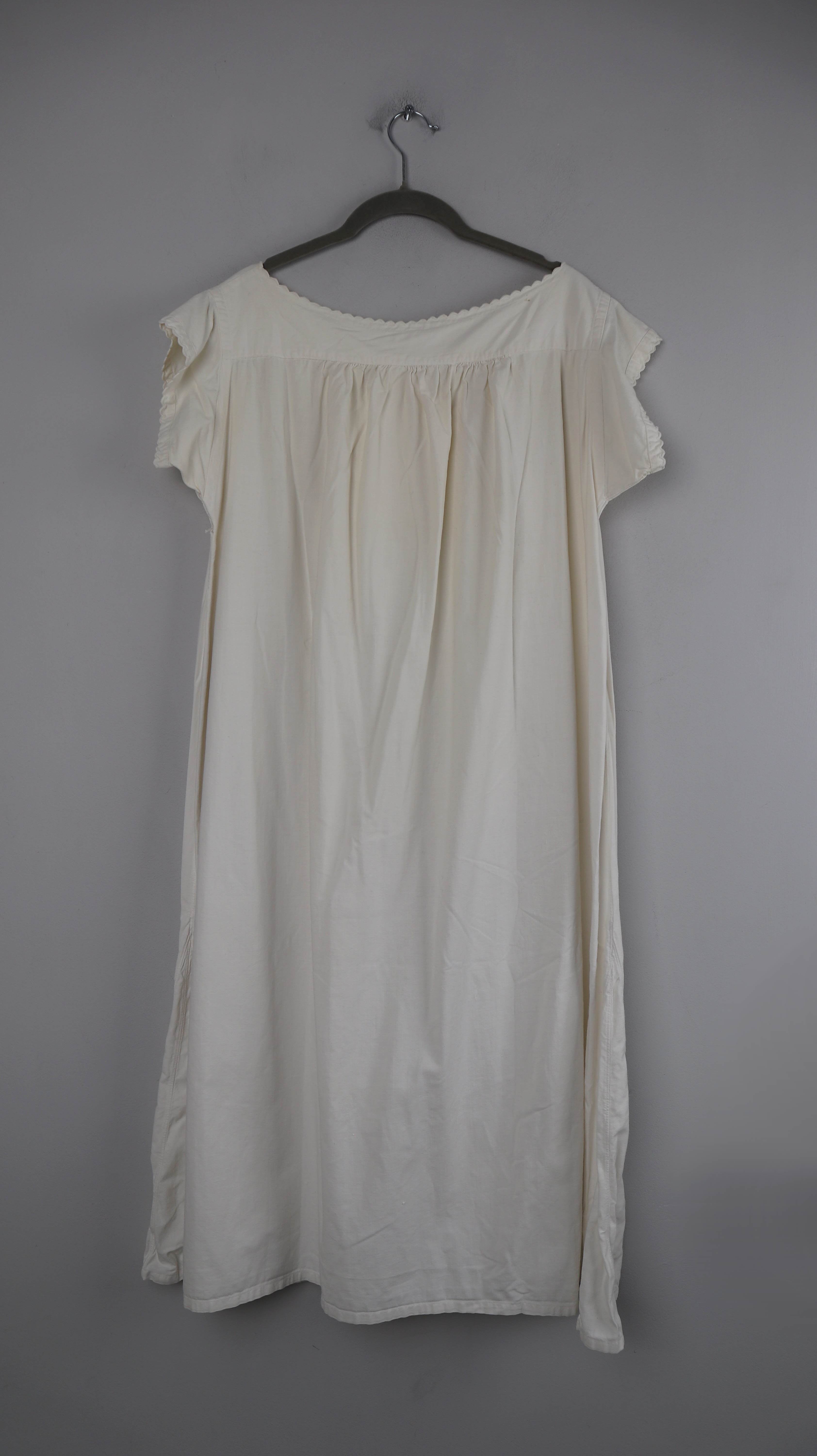 True Vintage Nachthemd 40 L Weiß bestickt Kleid Sommerkleid