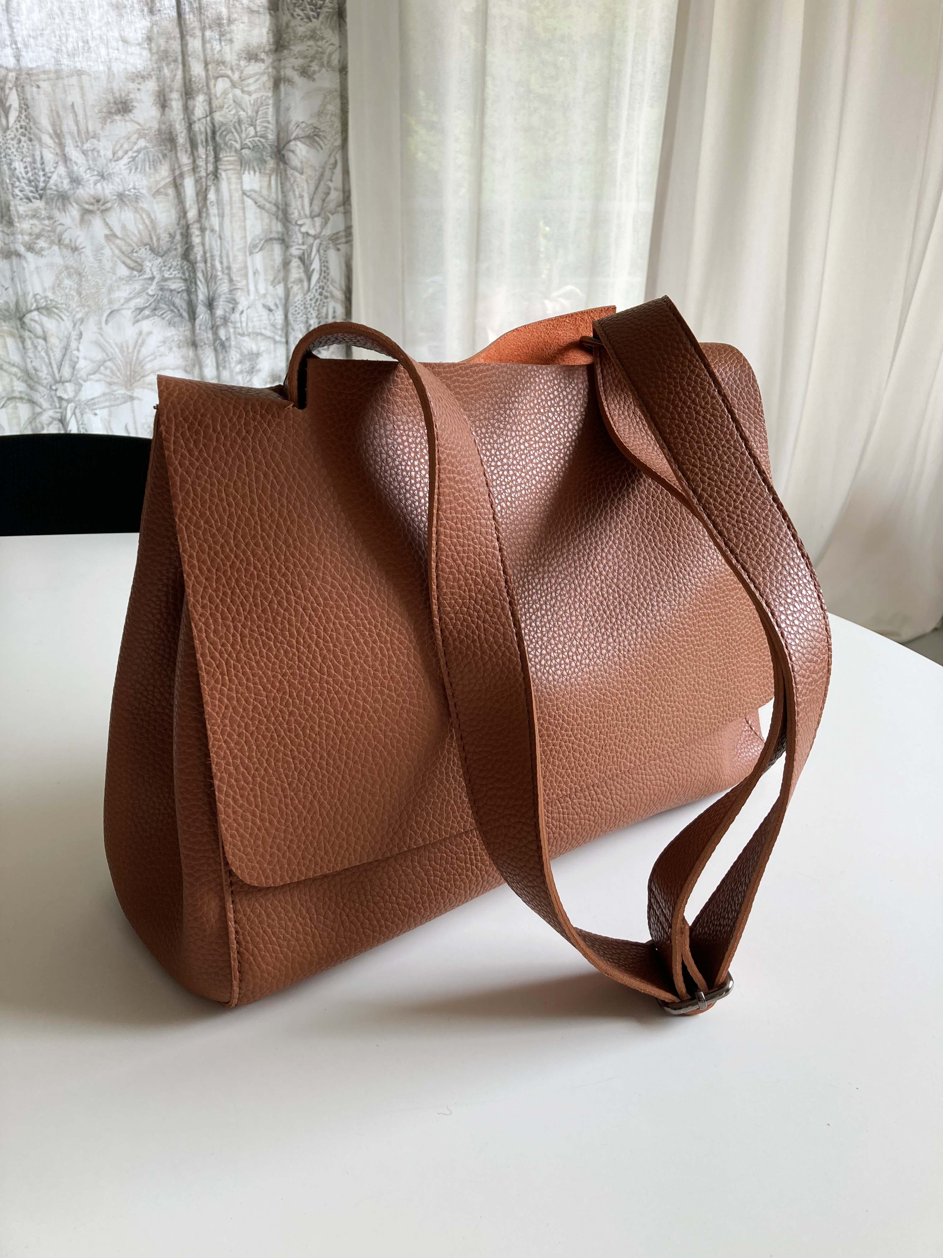 Ledertasche Handtasche braun basic minimalist Umhängetasche made in italy