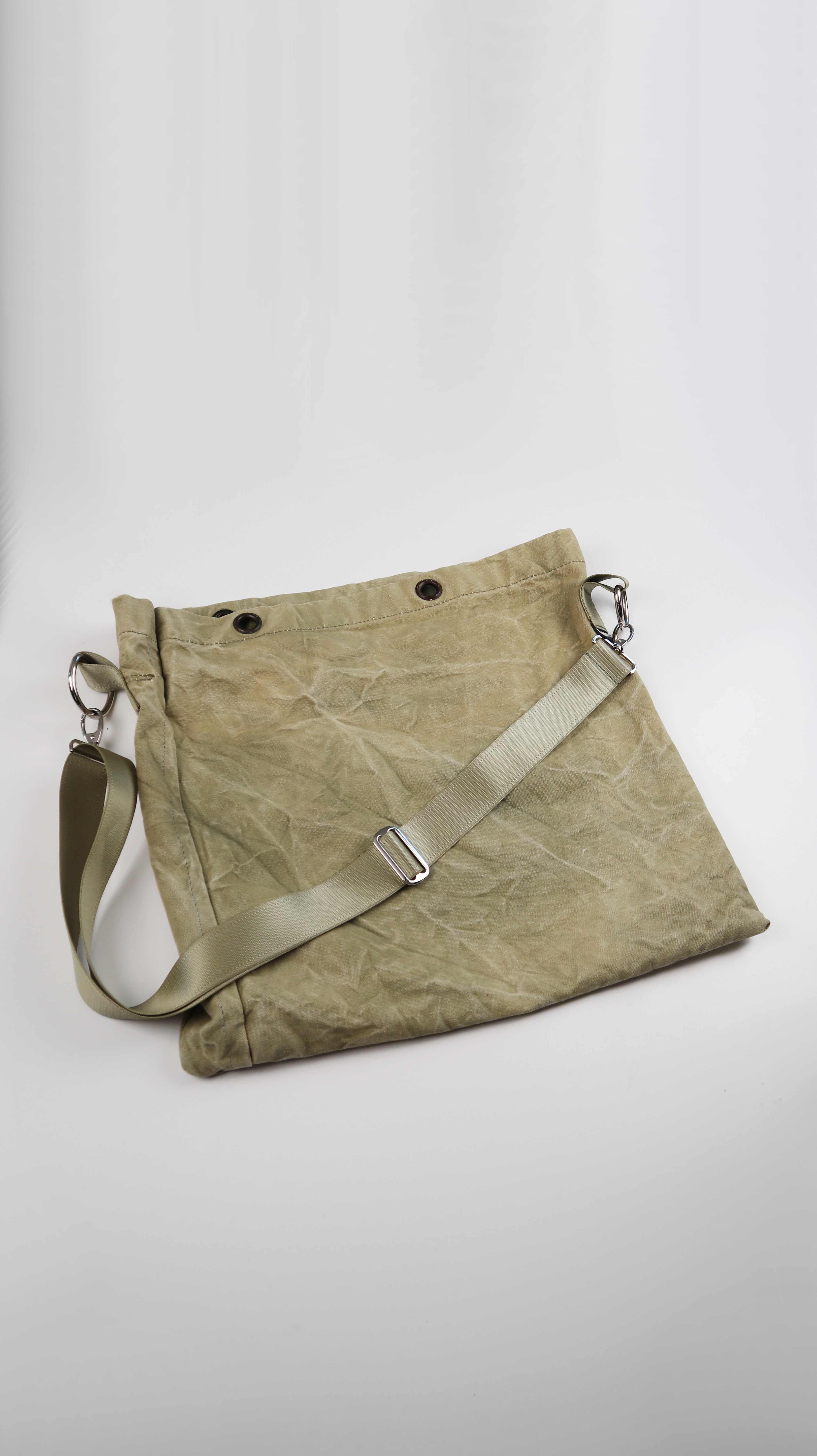 Leonca Tasche Umhängetasche Grün Khaki recycelt Shopper Schultertasche