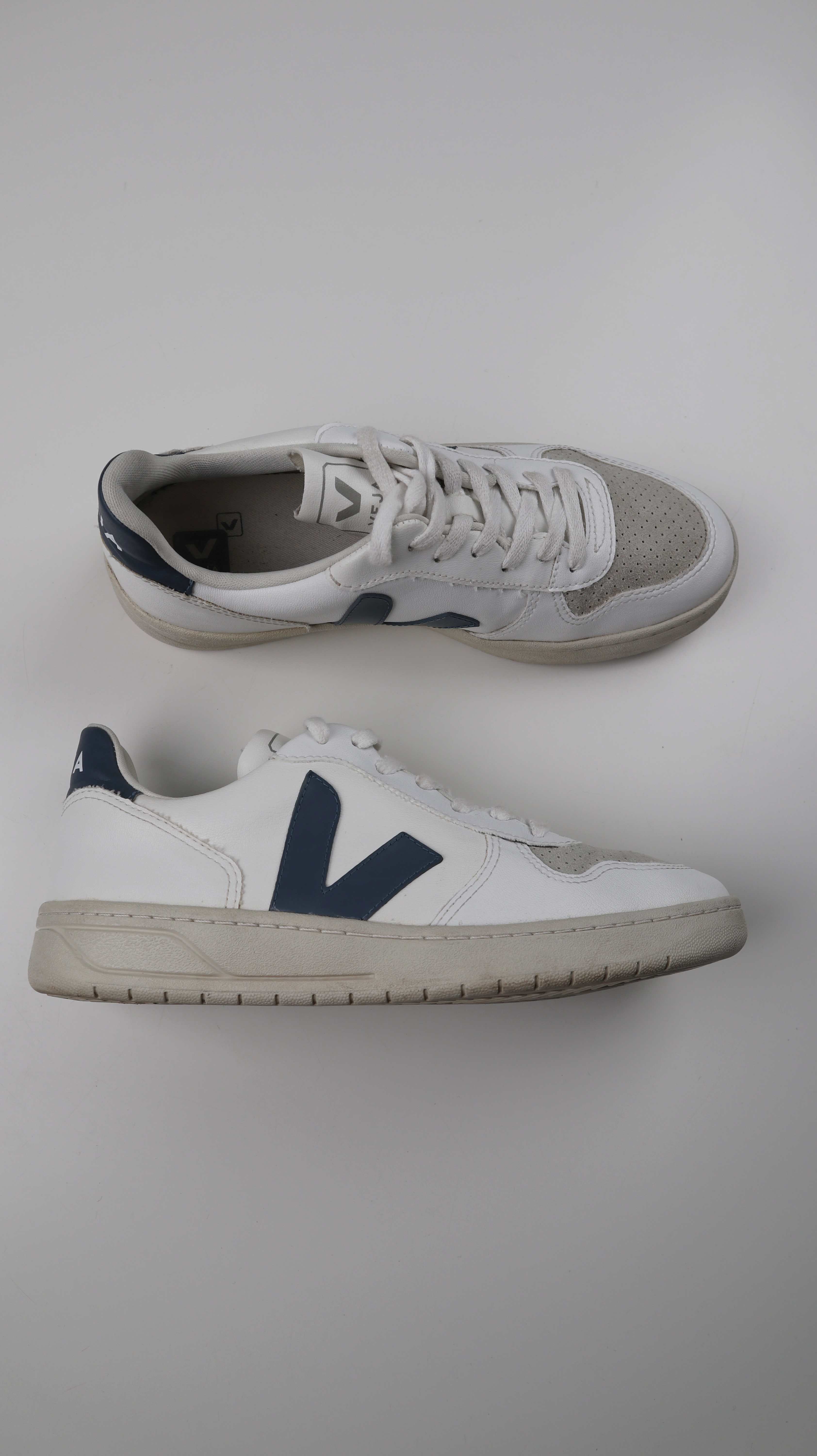 Veja Sneaker Turnschuhe weiß Creme 41 Schnürer weiß blau