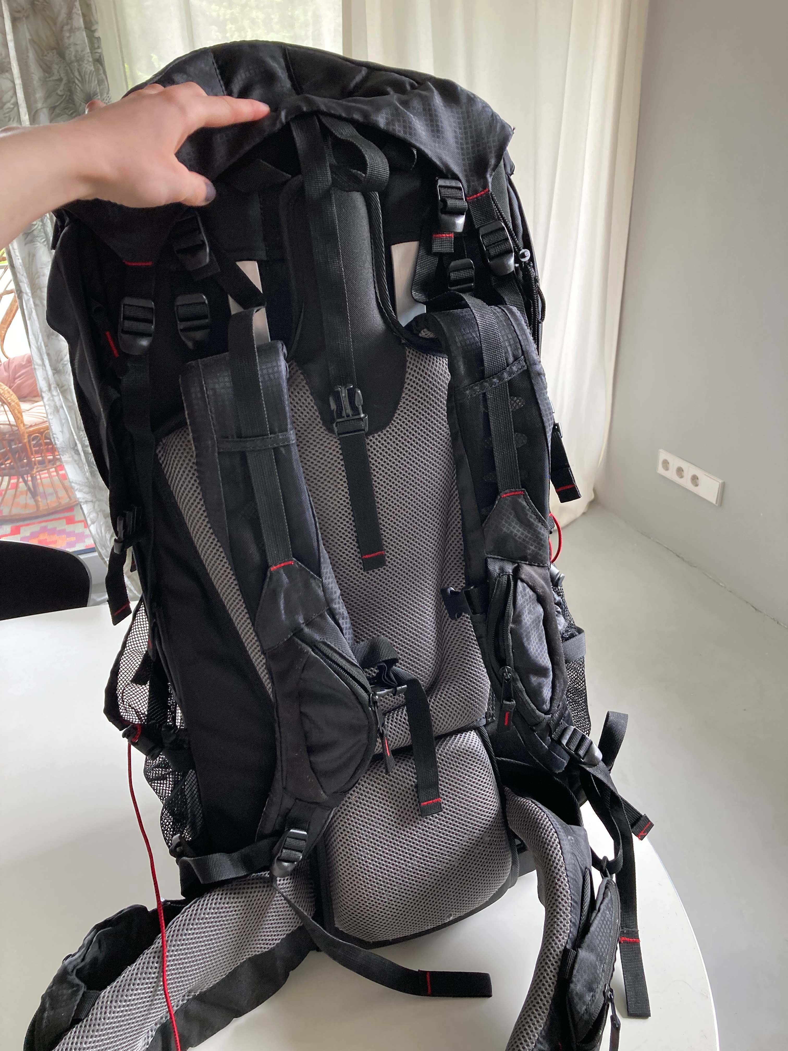 Wanderrucksack 65 Liter schwarz groß Seneca Reiserucksack gepolstert