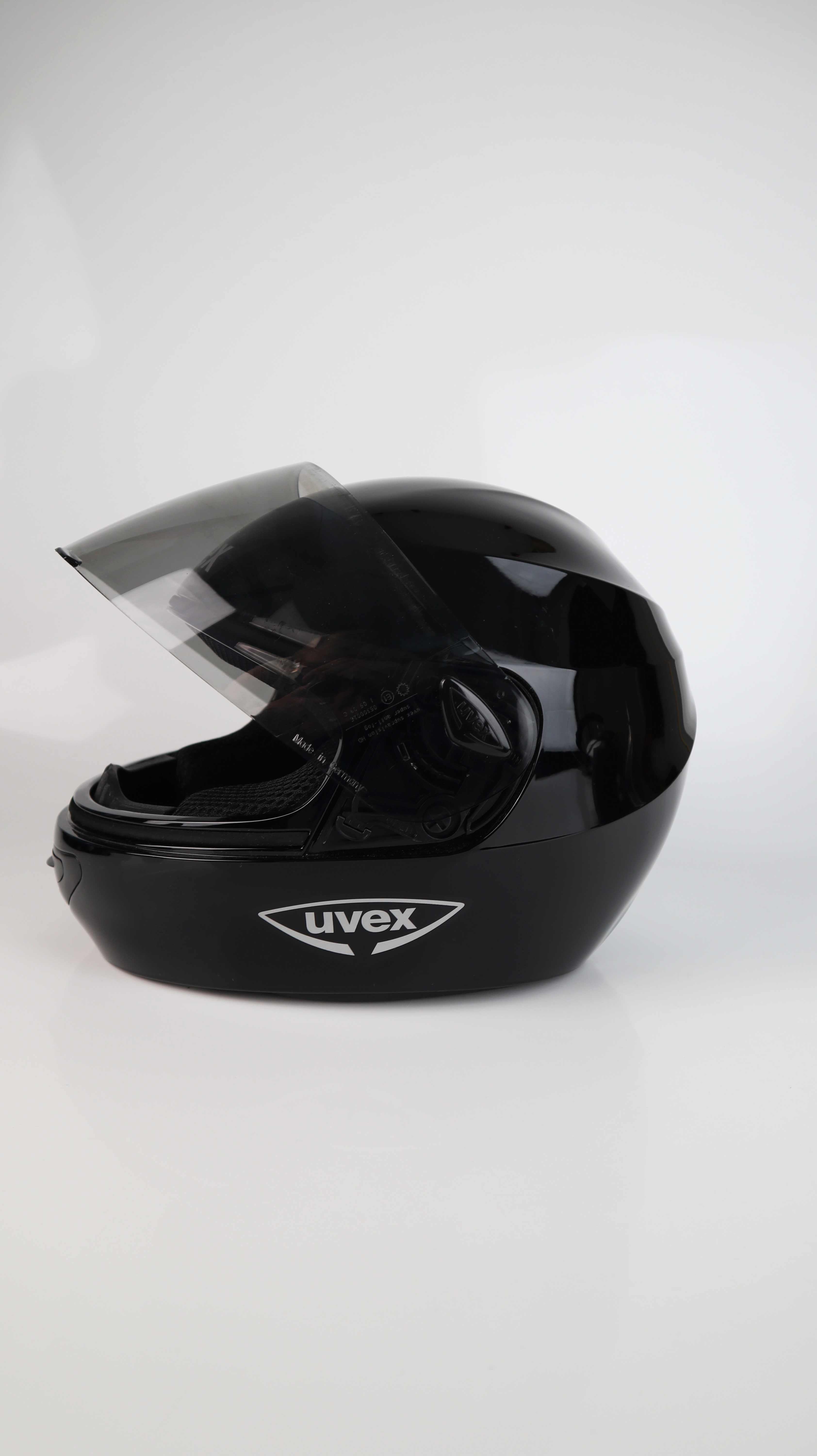 UVEX Helm Motorradhelm XS schwarz Integralhelm Neuwertig