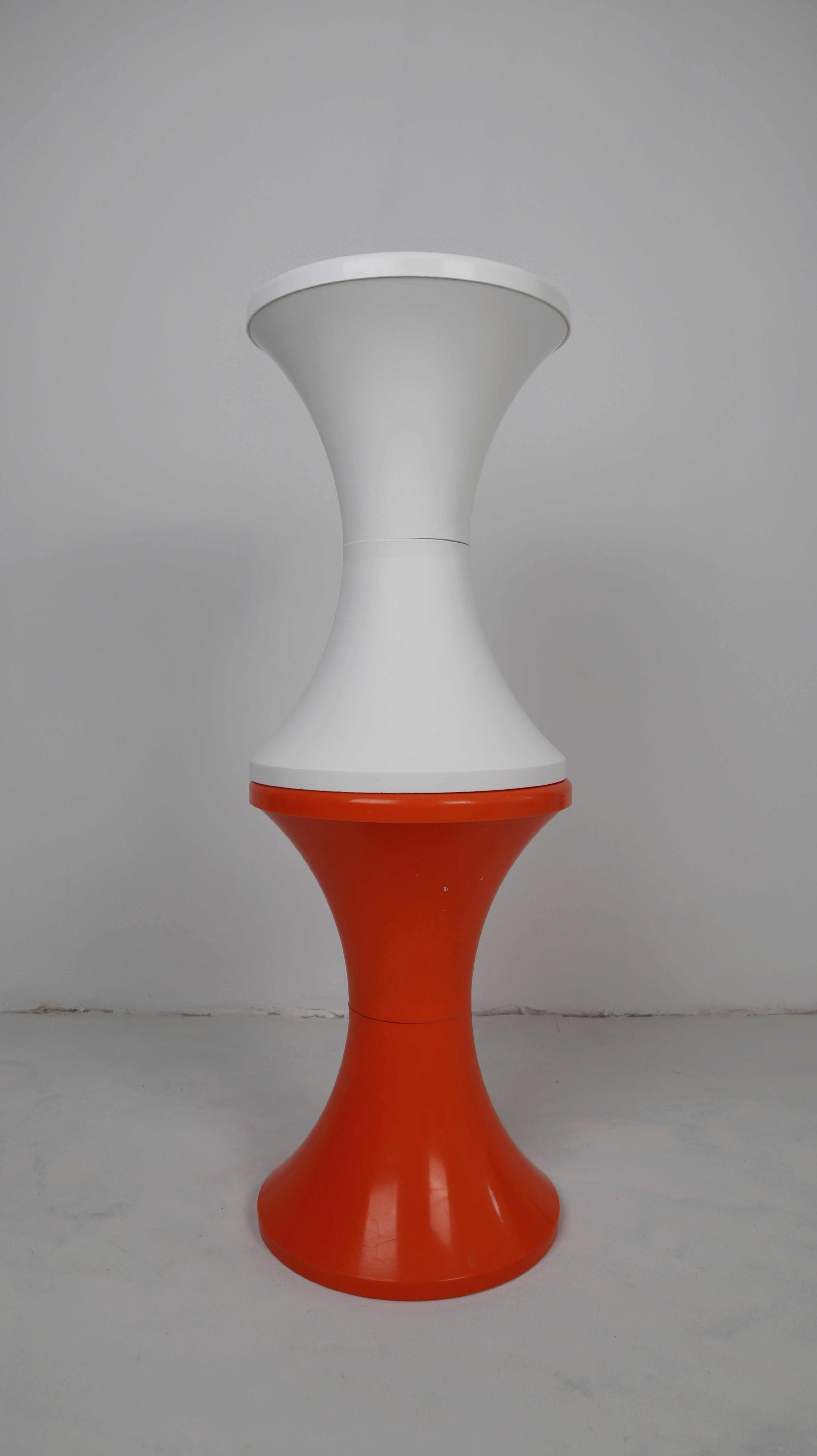 Zwei Hocker Set Tulpenstuhl orange weiß Retro Tulpenfuß Kunststoffstuhl