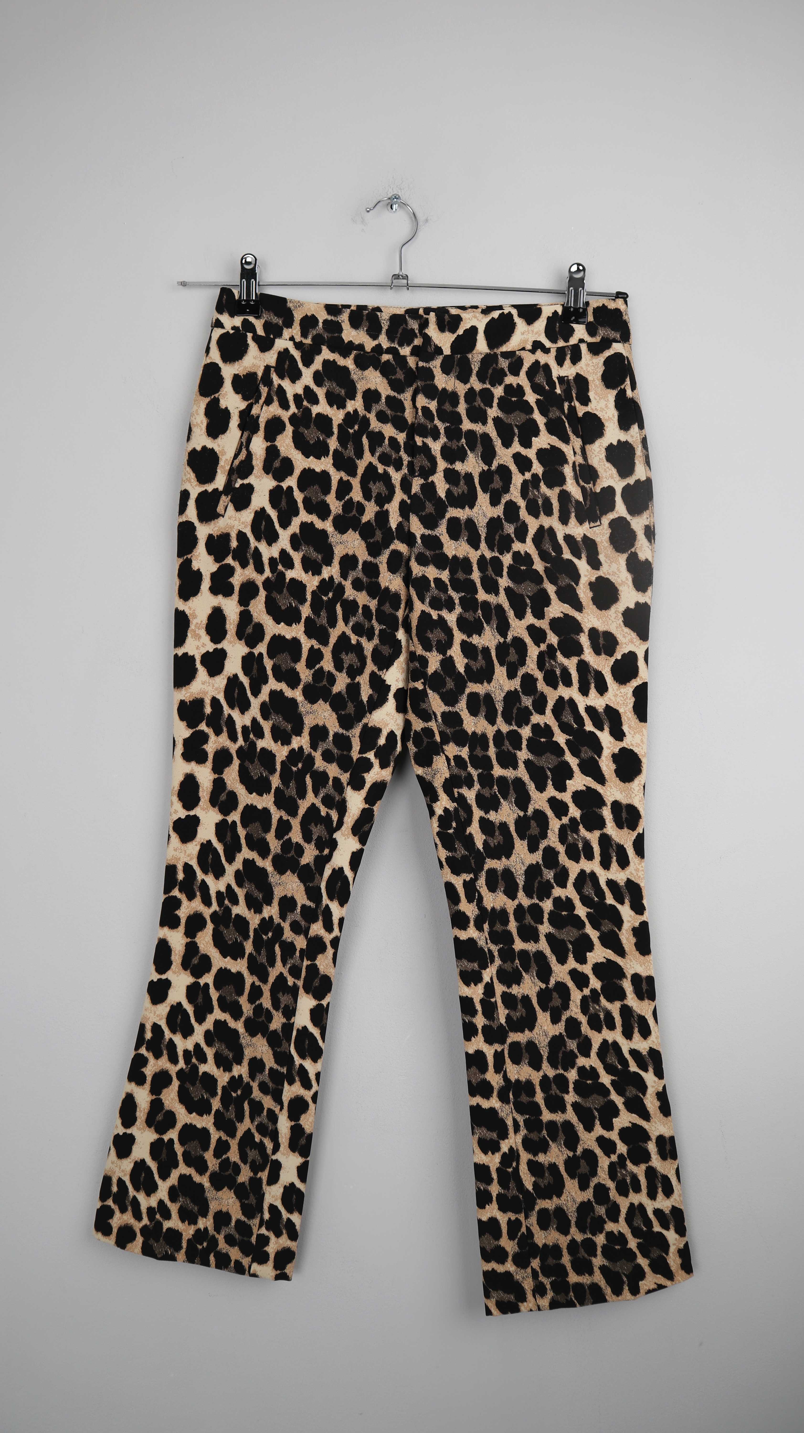 Zara Hose braun Beige 34 XS Leo Leopardenmuster 3/4 Hose Animalprint