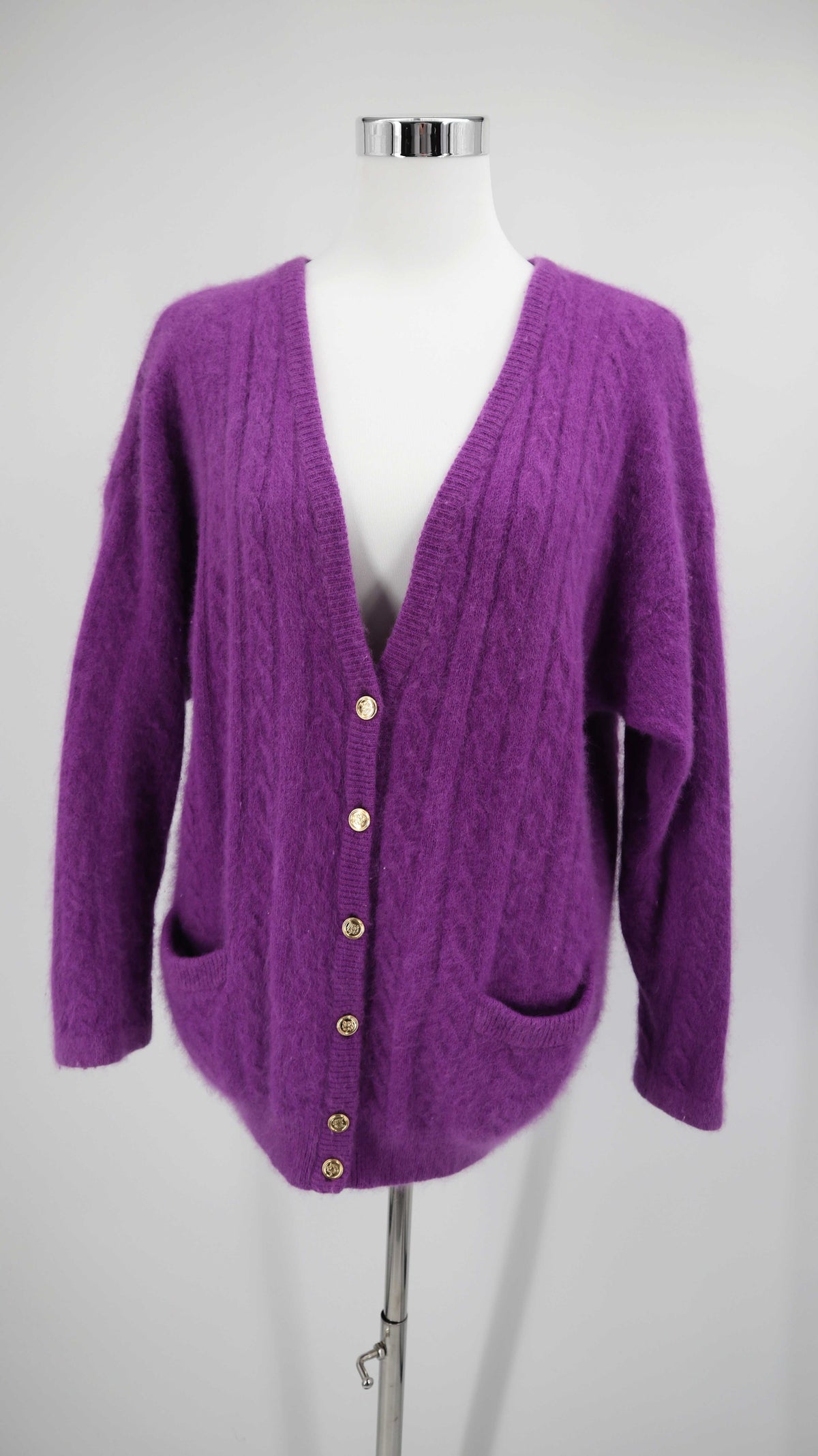 Levante Strickjacke 40 L Cardigan Lila Angora Angorawolle geknöpft Flieder