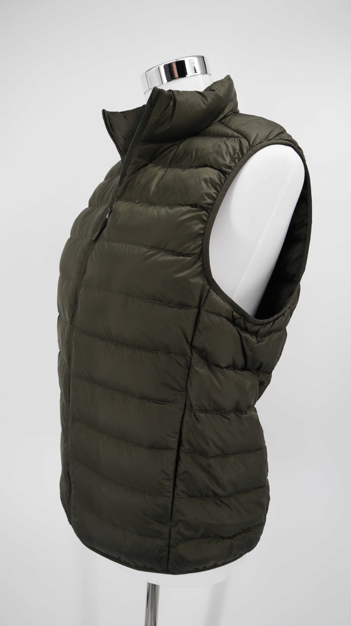 Uniqlo Weste Grün S Khaki Ultra Light Down Pufferweste 36