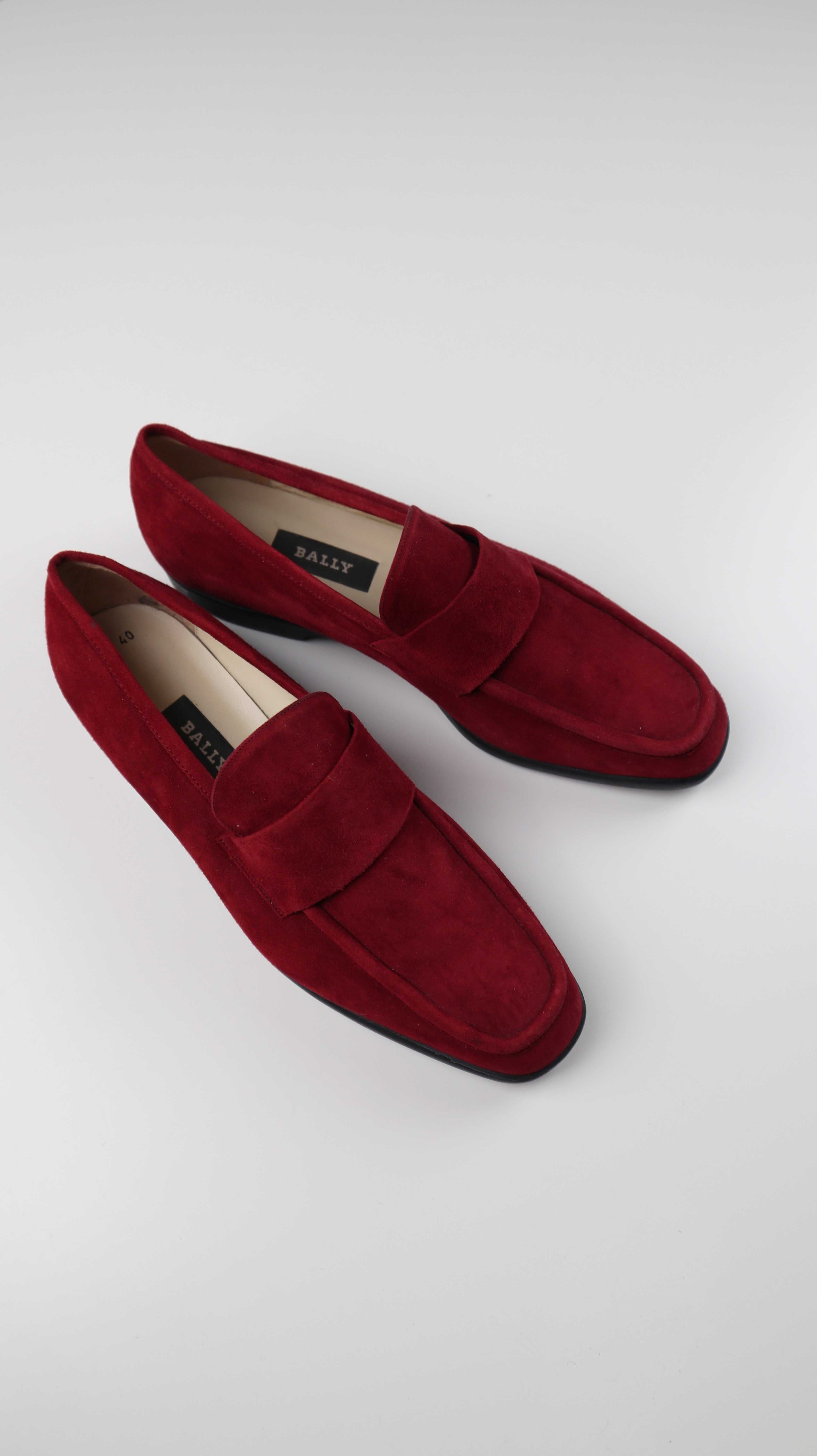 Bally Slipper Mokassins neu rot Wildleder 40 Made in Italy Plume Loafer Weinrot dunkelrot